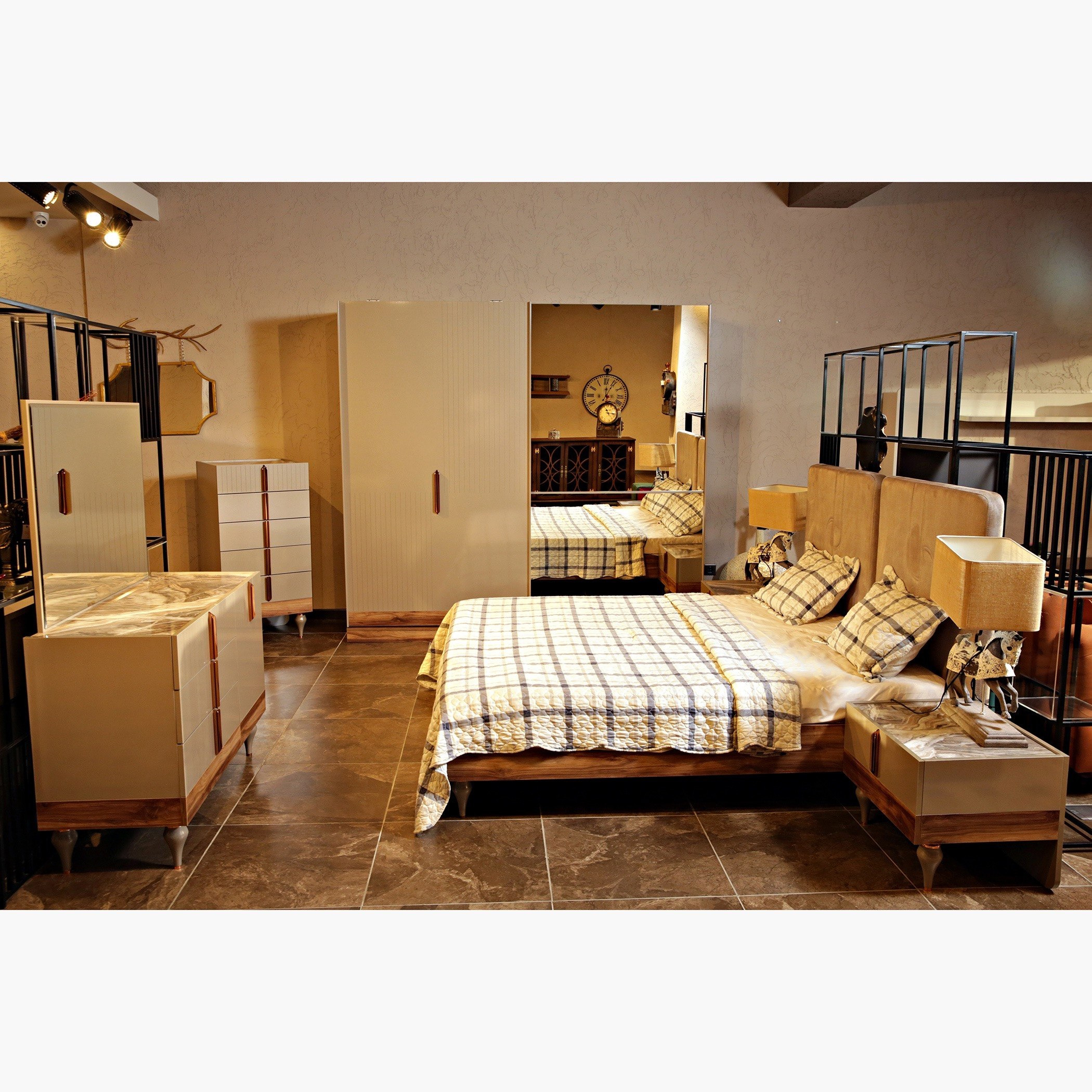 وحدة تخزين بـ5 أدراج من أنتيغا-hbxfurniture-dressersandchests-chestofdrawers-image-6