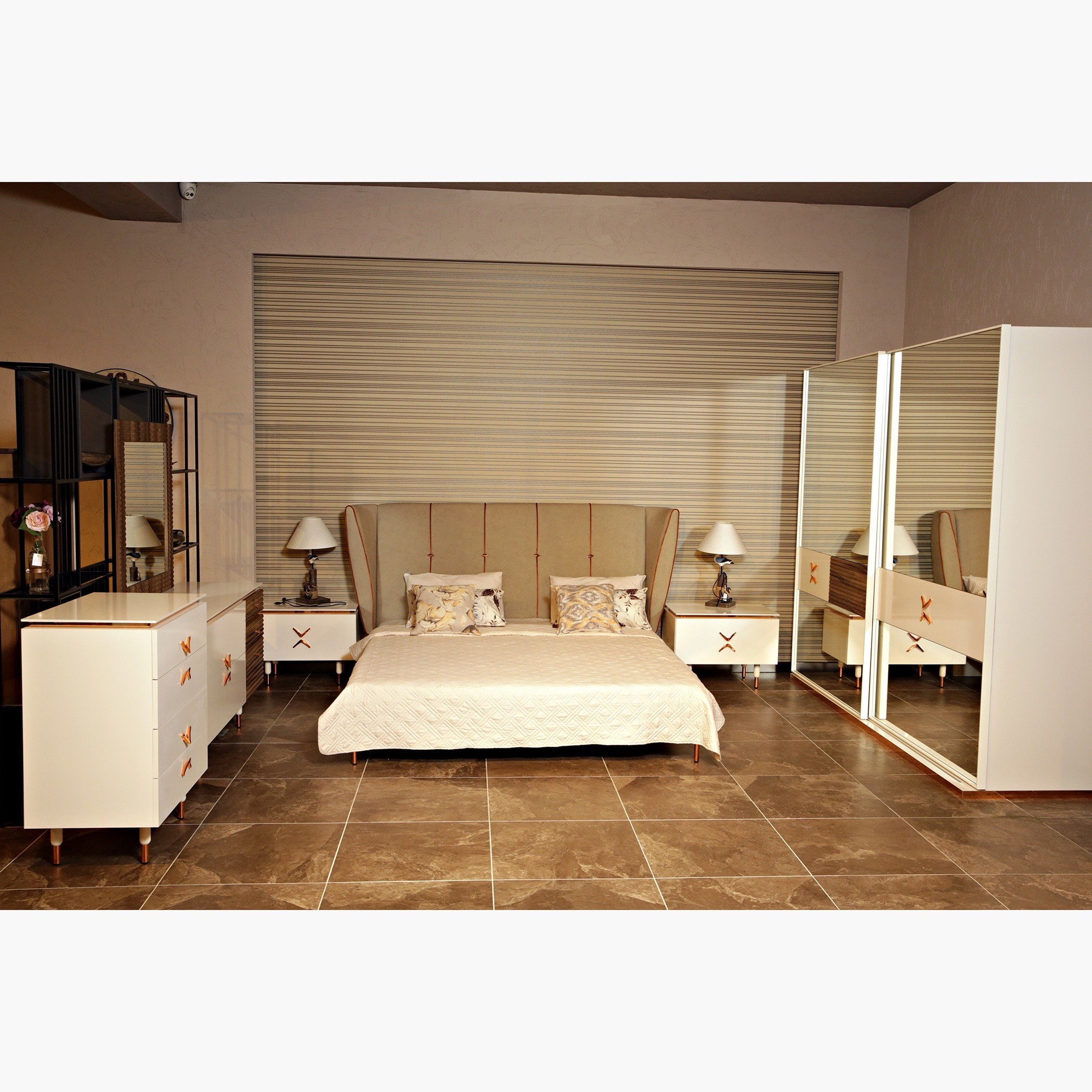 طقم غرفة نوم كينج 5 قطع من فيدورا - 180x200 سم-hbxbedroom-bedsandbedsets-bedroomsets-king-image-23