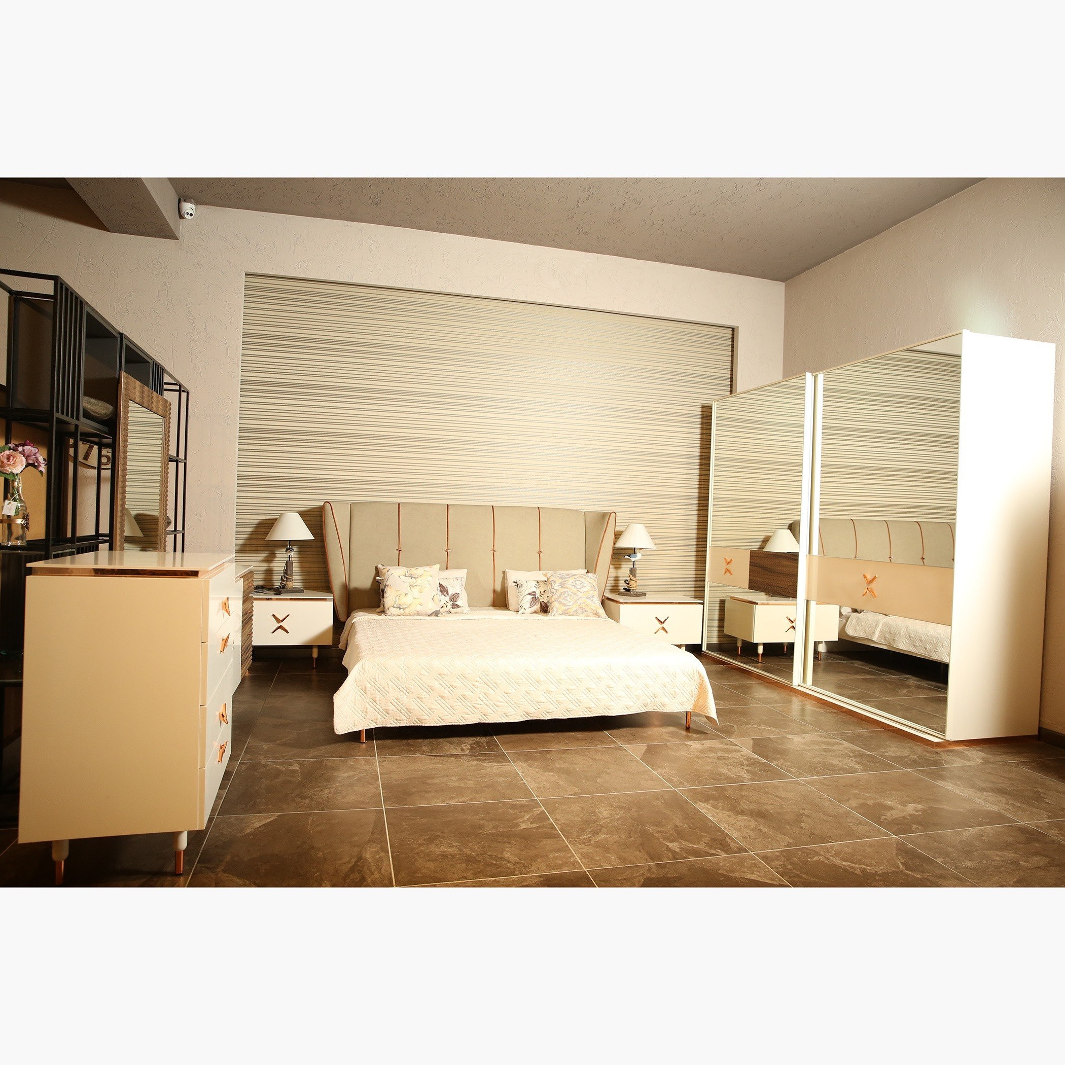 طقم غرفة نوم كينج 5 قطع من فيدورا - 180x200 سم-hbxbedroom-bedsandbedsets-bedroomsets-king-image-3