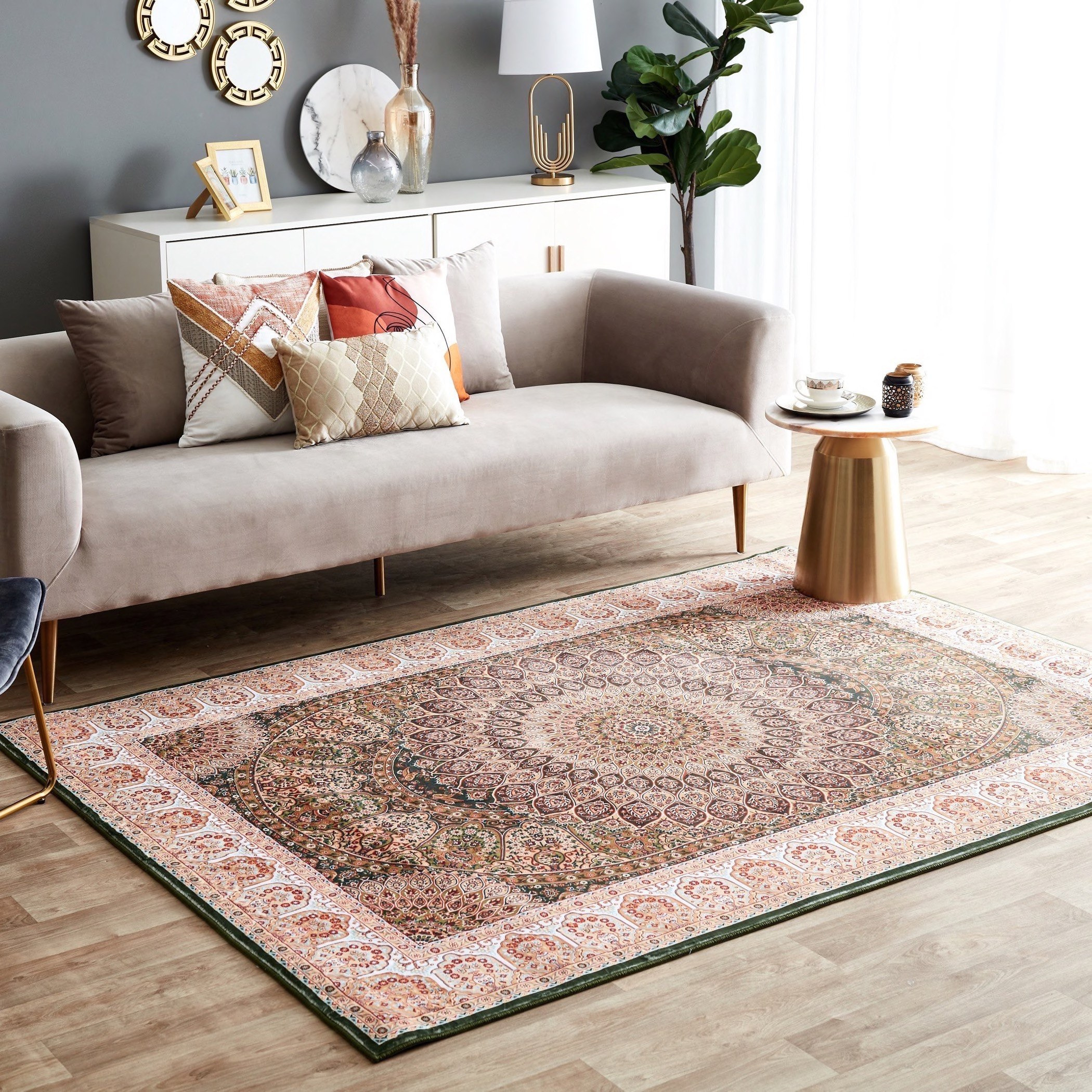 Miraj Aara Velvet Rug - 160x230 cm-hbxdecorandfurnishings-floorcoverings-rugs-image-1