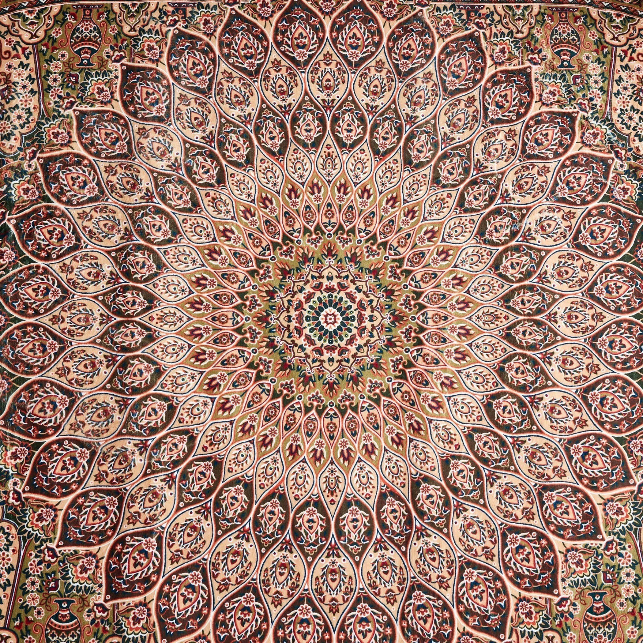 Miraj Aara Velvet Rug - 160x230 cm-hbxdecorandfurnishings-floorcoverings-rugs-image-3