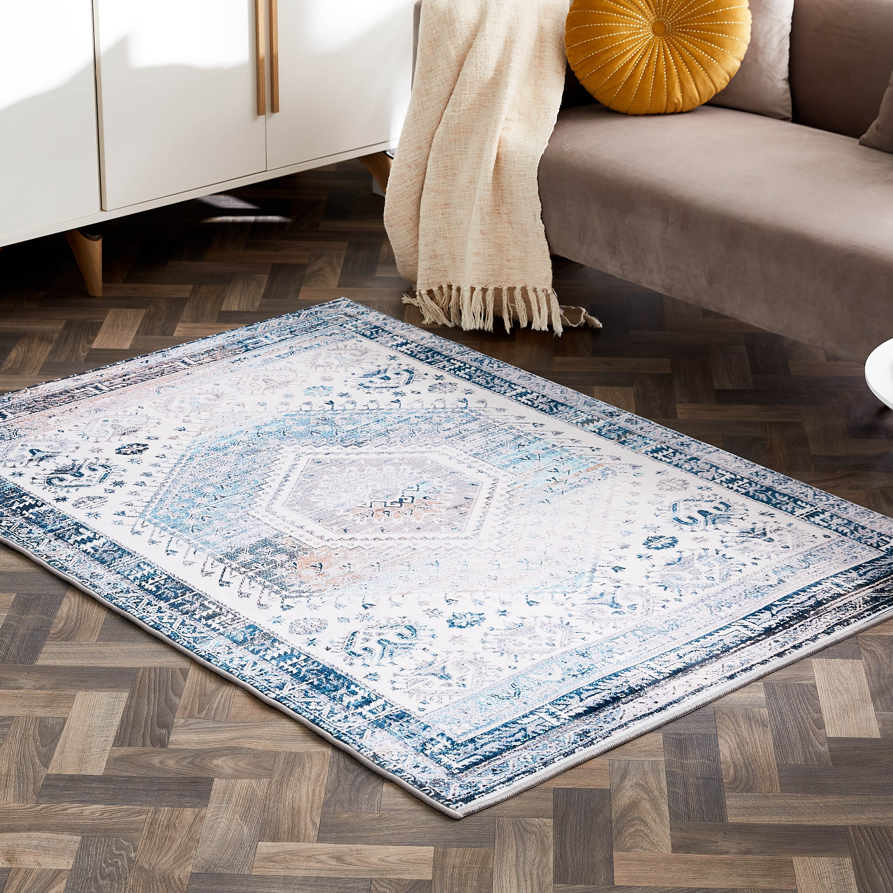 سجادة مخملية من ميراج زويا - 120x170 سم-hbxdecorandfurnishings-floorcoverings-rugs-image-1