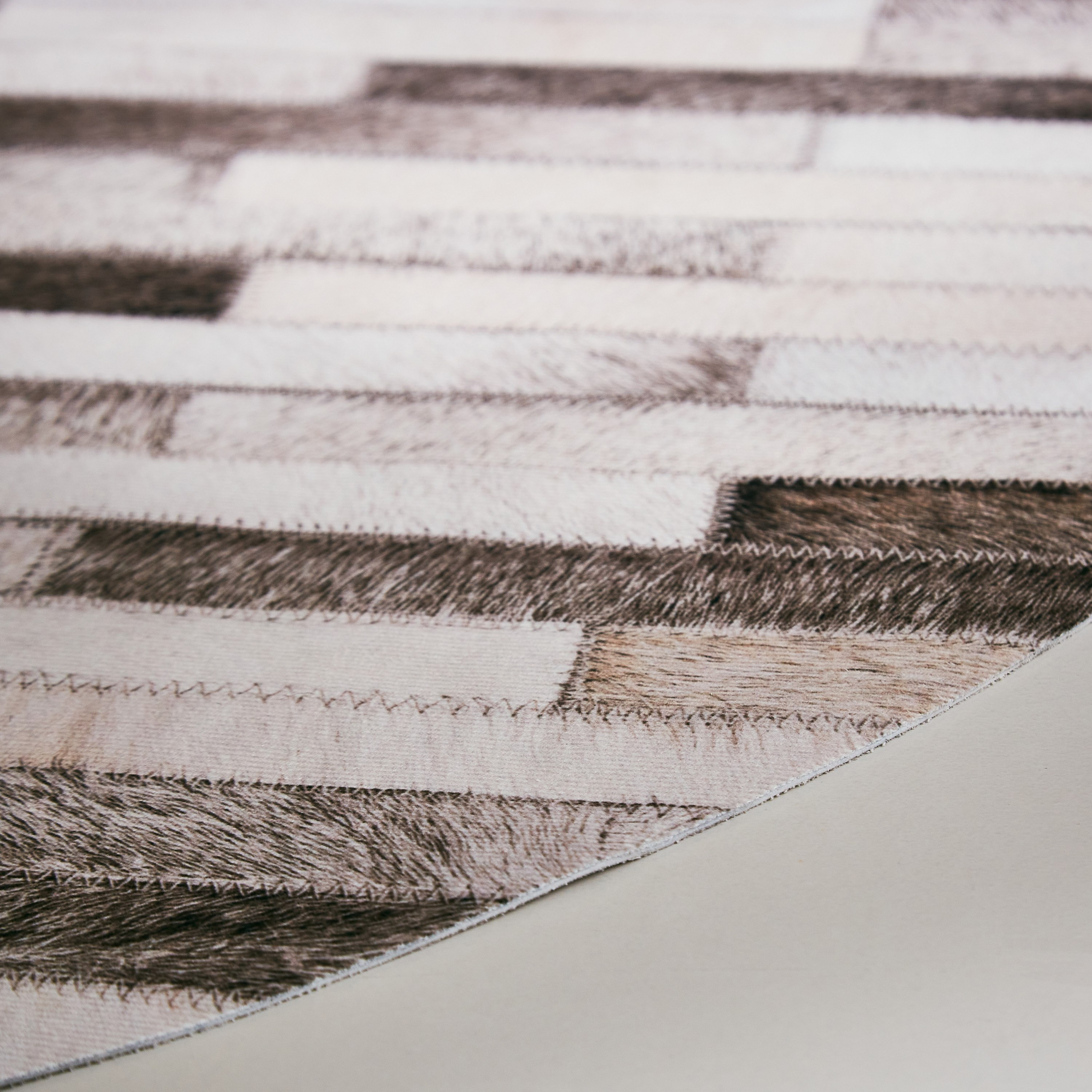 Patch-Ivo Faux Leather Patch Large Rug - 120 cm-hbxdecorandfurnishings-floorcoverings-rugs-image-2