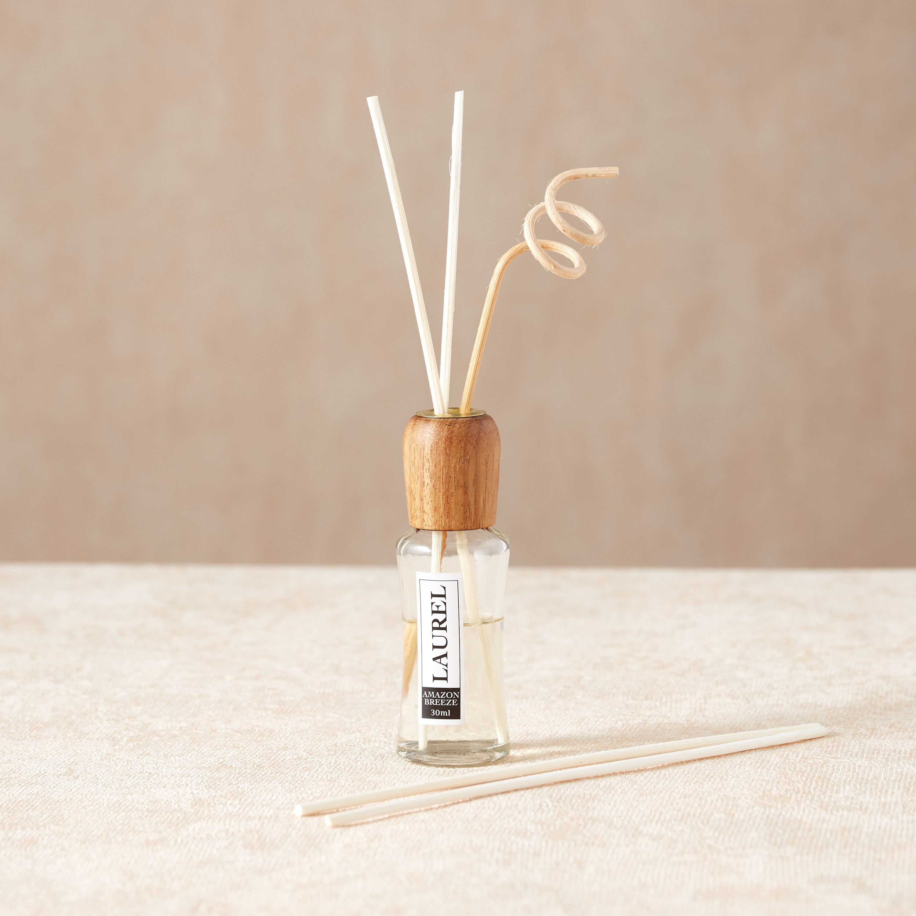 موزع عطور بعيدان خشبيّة أمازون بريز من لورال ناتشورال لايف - 30 مل-hbxbedroom-homefragrance-diffusers-image-1