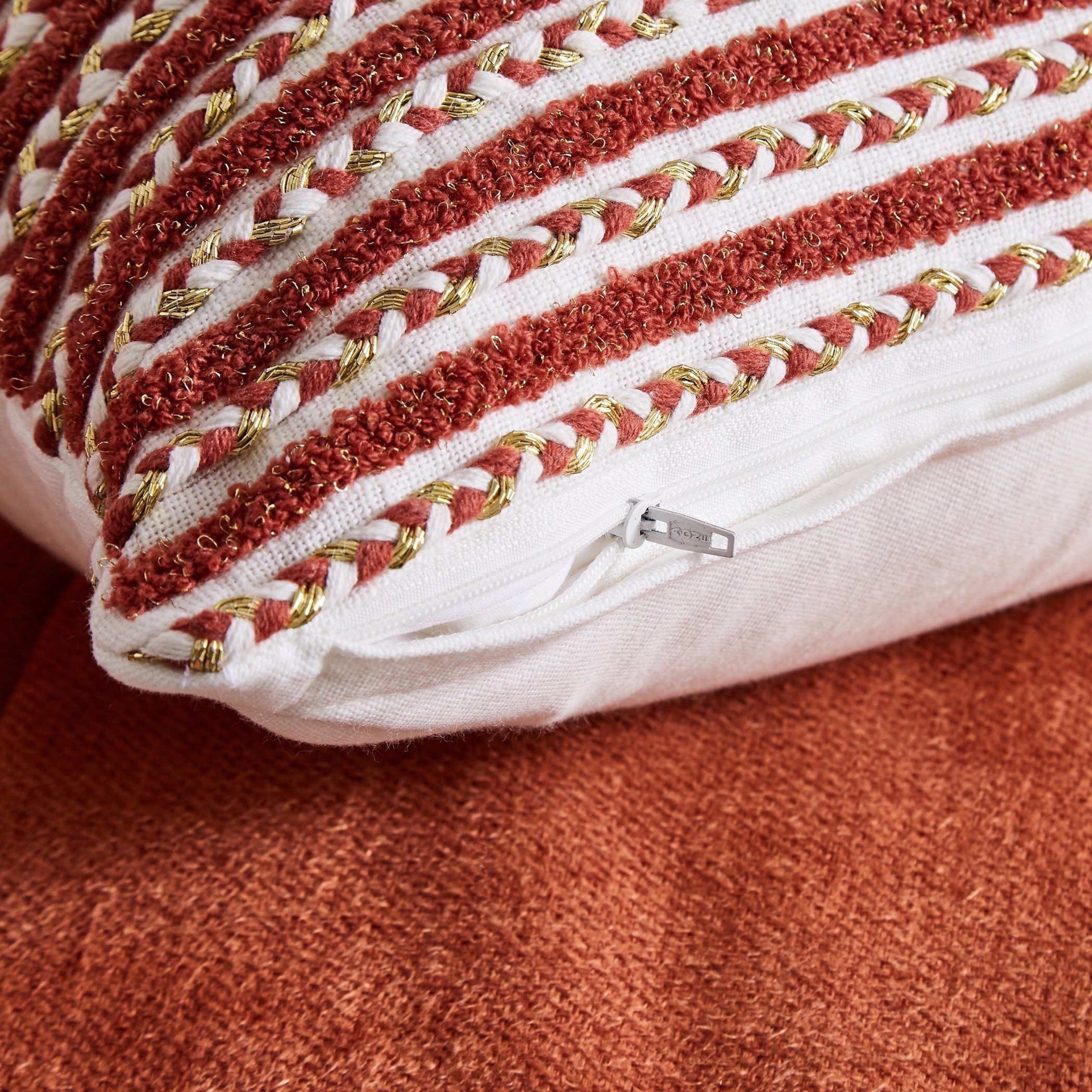 وسادة محشوة مخططة ومطرزة من إلينا - 30x50 سم-hbxlivingroom-furnishings-cushionsandcovers-filledcushions-image-3