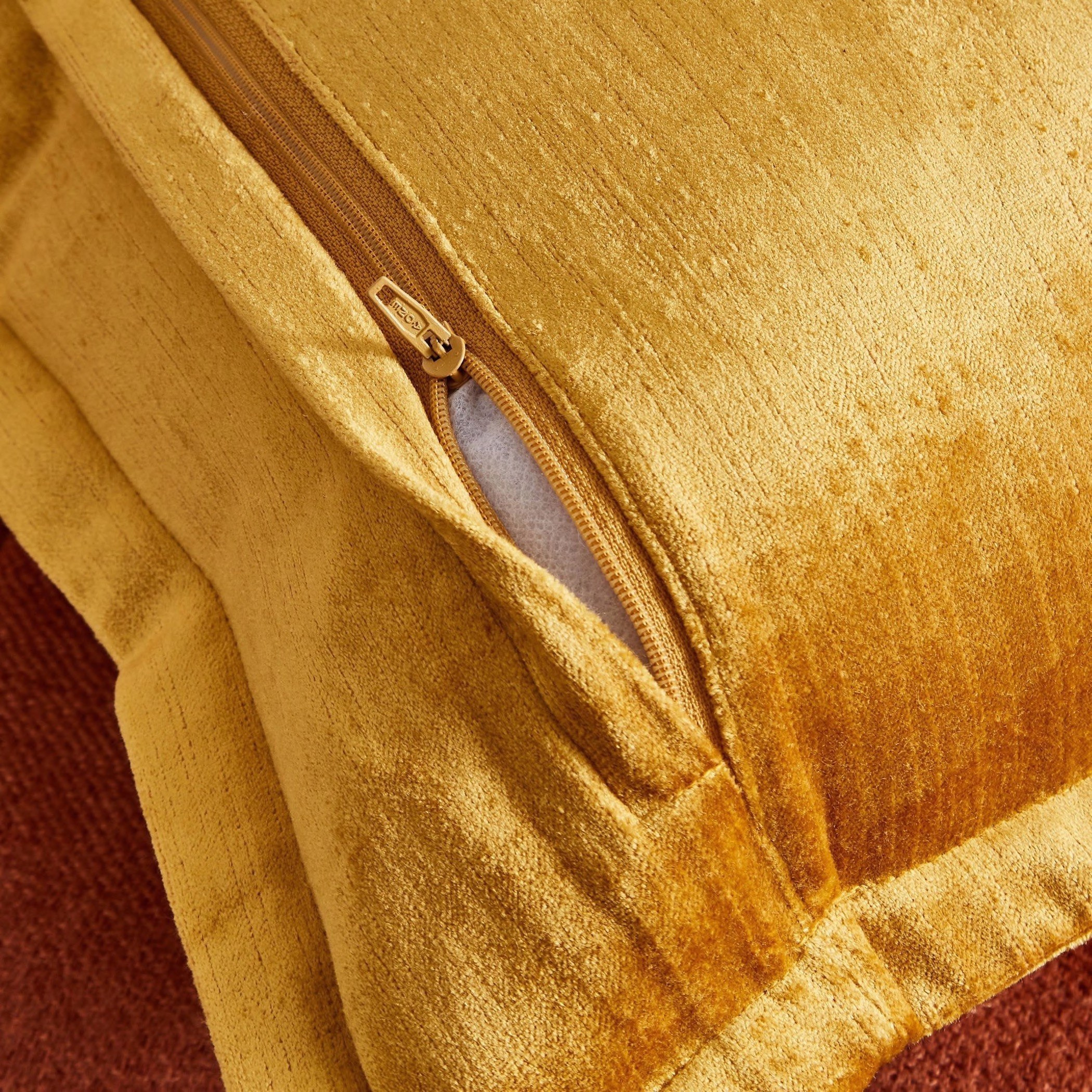 غطاء وسادة مخملي فيسكوز من جليز - 45x45 سم-hbxhomeware-cushionsandcovers-cushioncovers-image-3