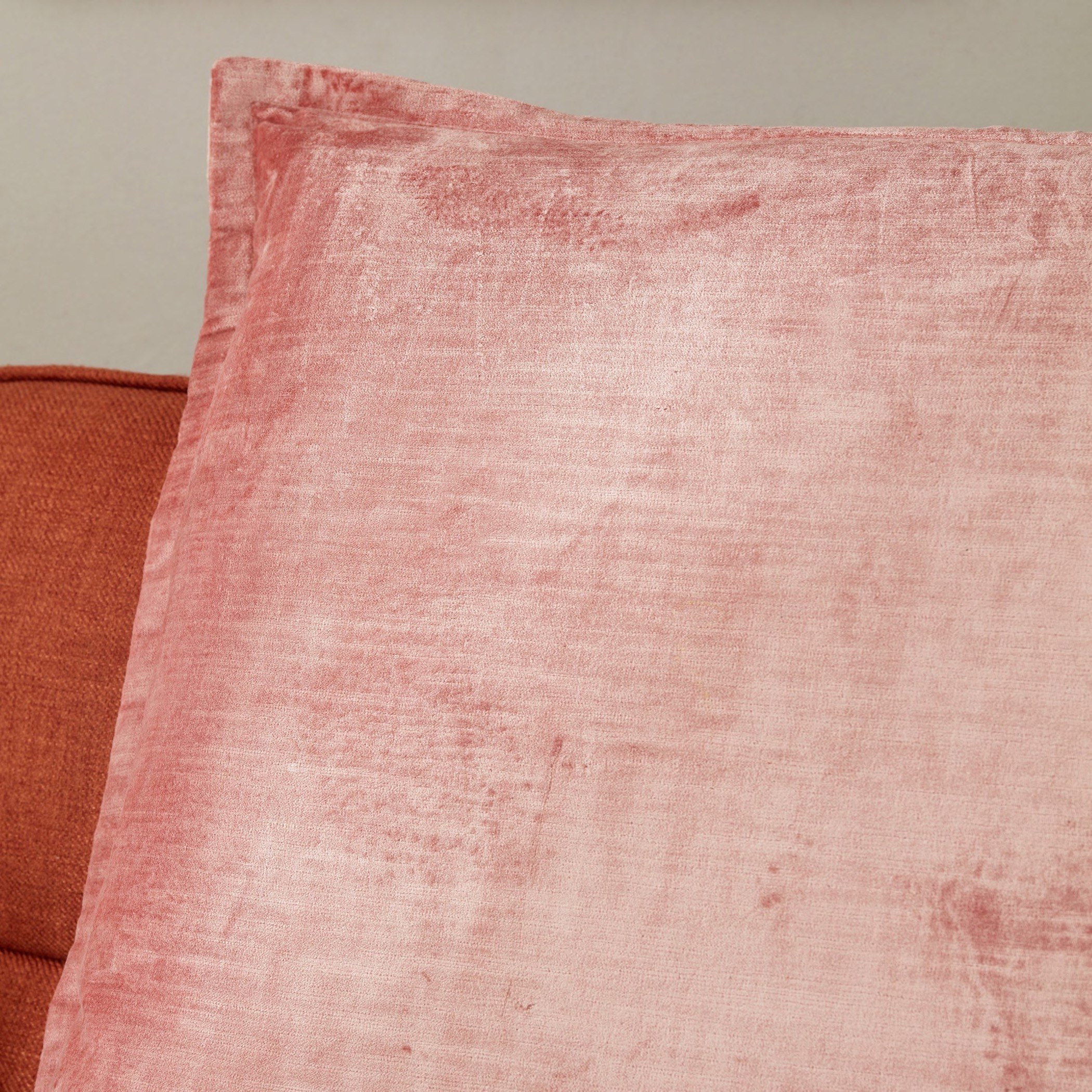غطاء وسادة مخملي فيسكوز من جليز - 65x65 سم-hbxhomeware-cushionsandcovers-cushioncovers-image-2