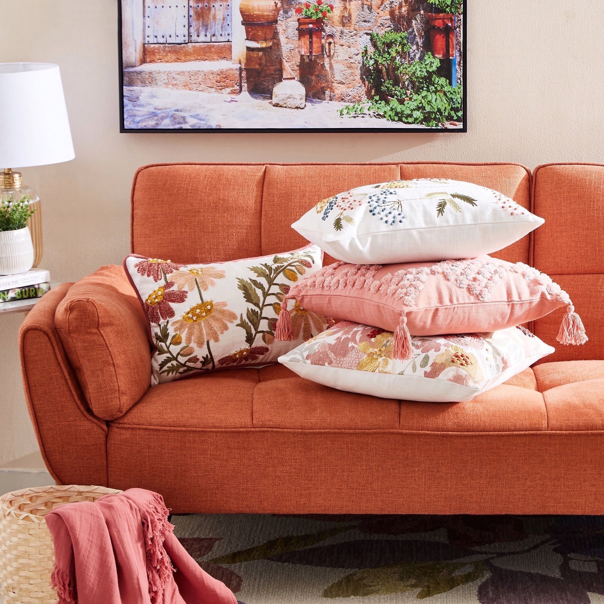 وسادة محشوة مزيّنة من فلورانس- 30x50 سم-hbxlivingroom-furnishings-cushionsandcovers-filledcushions-image-4