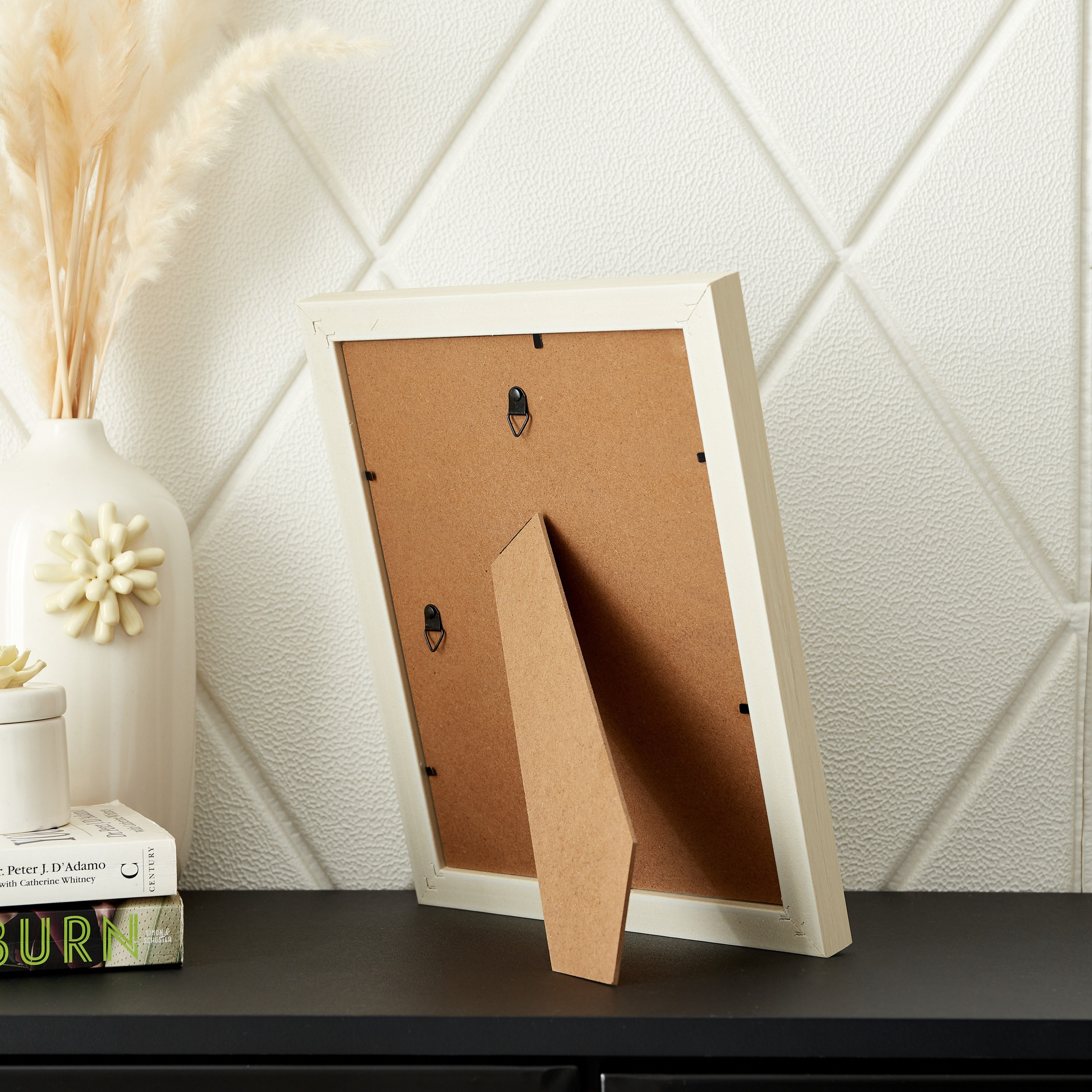 إطار صور زاوية من جريتا - 20×25 سم-hbxbedroom-decorandaccessories-photoframes-image-2