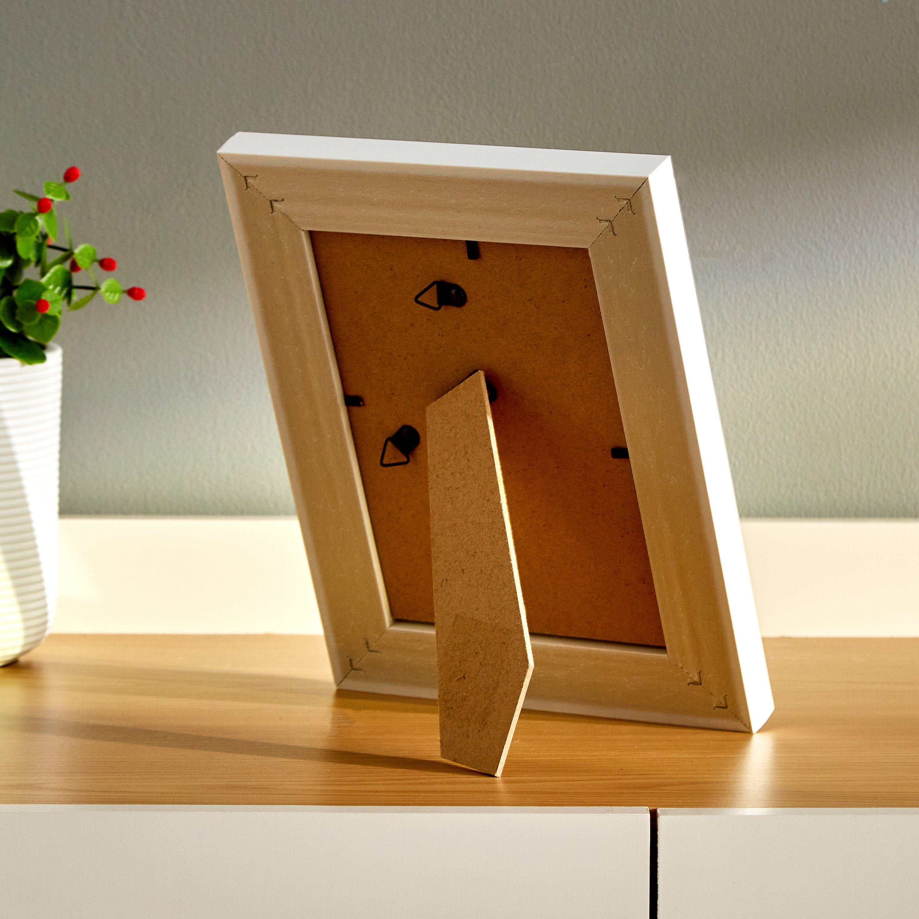 برواز صور من من جريتا - 13X18سم-hbxbedroom-decorandaccessories-photoframes-image-3