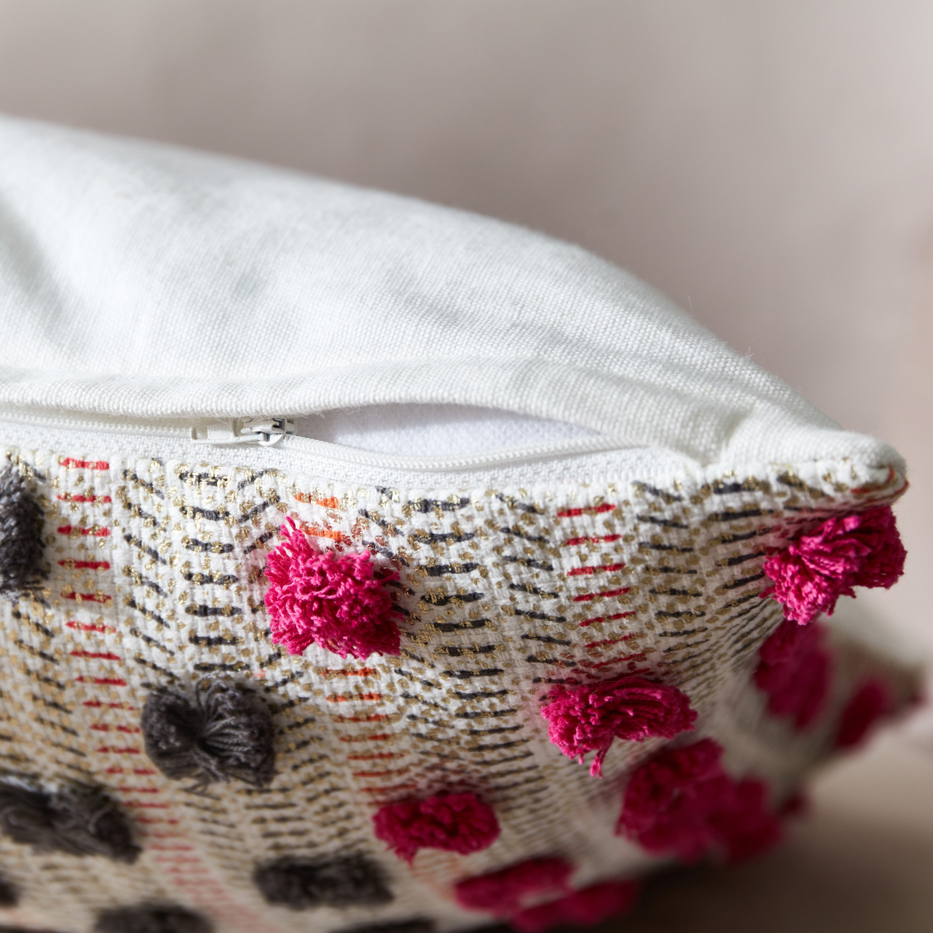 غطاء وسادة مزين من بوهو أريا - 45x45 سم-hbxhomeware-cushionsandcovers-cushioncovers-image-3