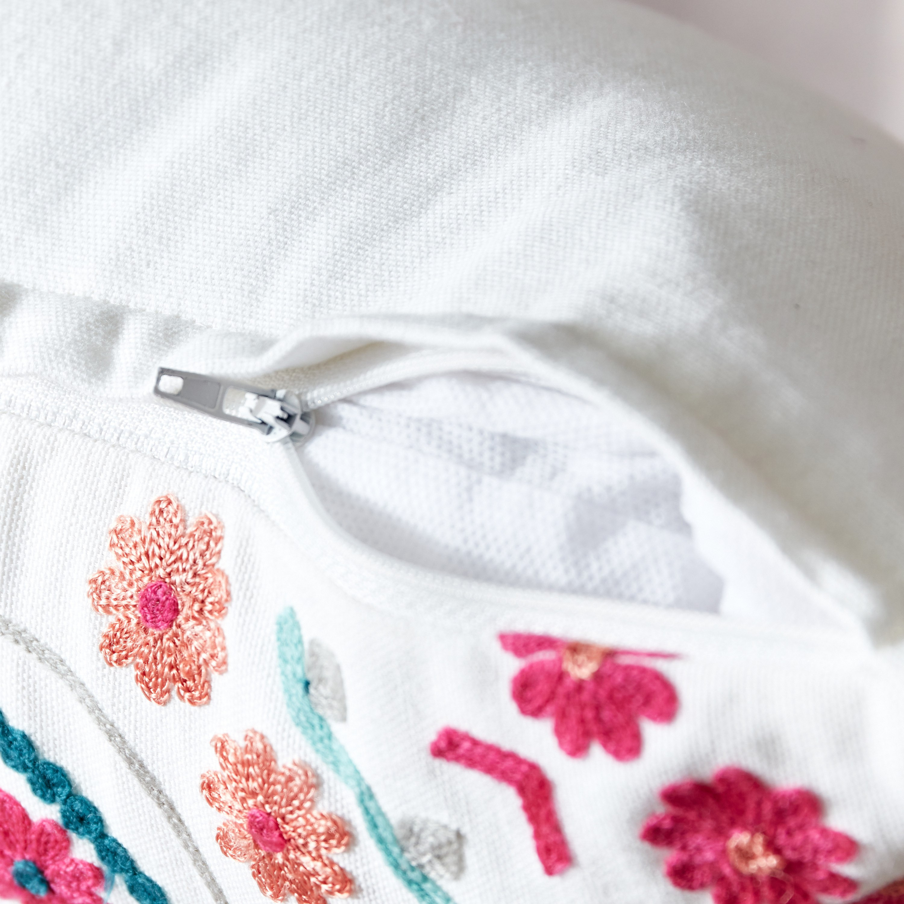 Birdie Embellished Cushion Cover - 30x50 cm-hbxhomeware-cushionsandcovers-cushioncovers-image-3