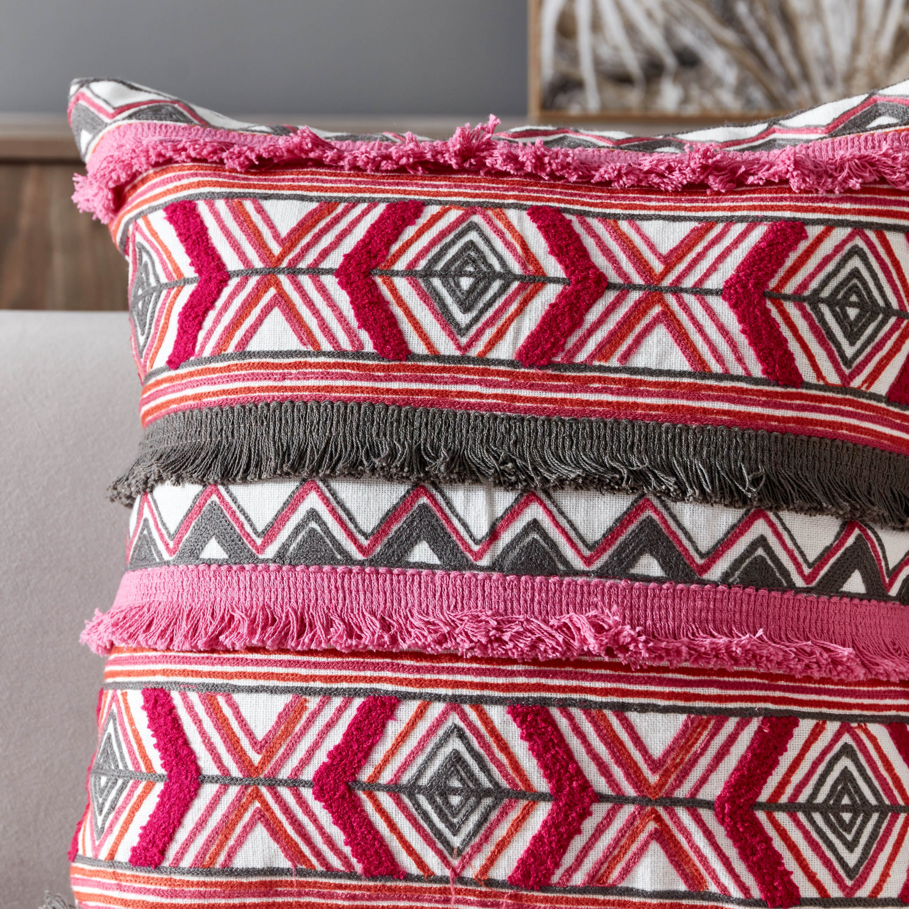 غطاء وسادة مزيّن من مارلي - 45x45 سم-hbxhomeware-cushionsandcovers-cushioncovers-image-2