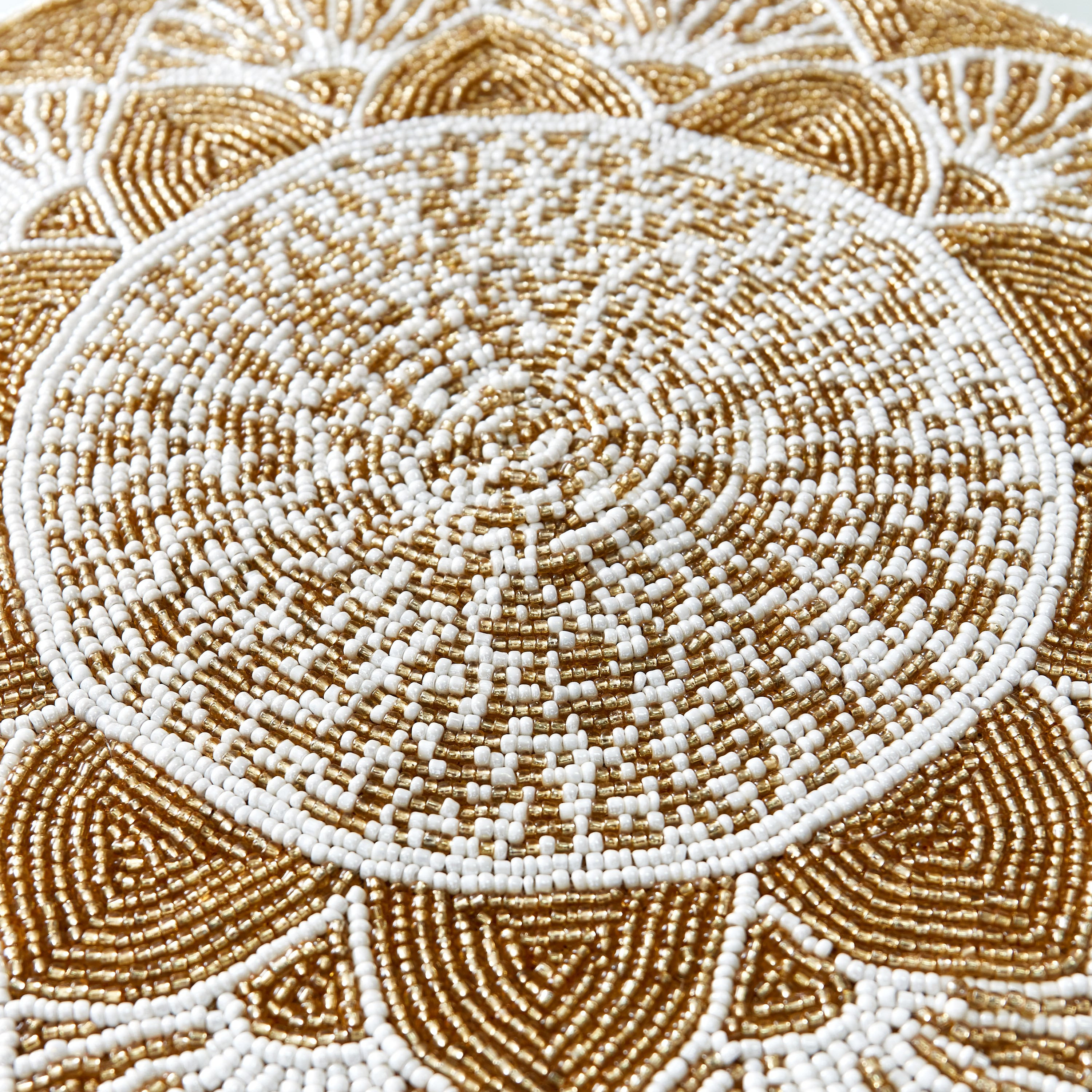 لبادة صحون مزينة بالخرز من مافيريك - 35 سم-hbxdecorandfurnishings-homefurnishings-tablelinens-image-3