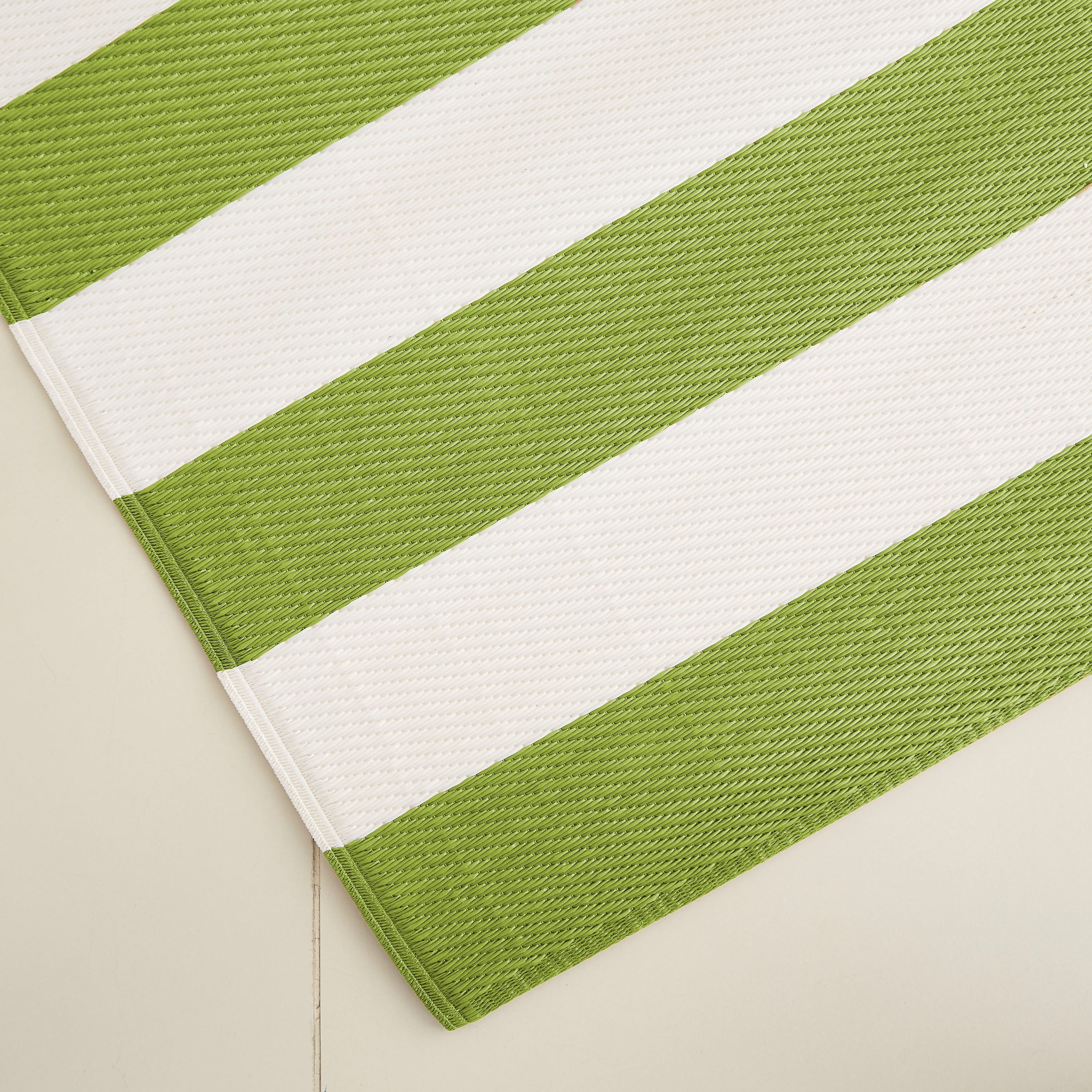حصيرة مخططة بالعرض من البولي بروبيلين للاستخدام الداخلي والخارجي من أرلو - 120x180 سم-hbxhomeware-hbxlivingroom-image-2