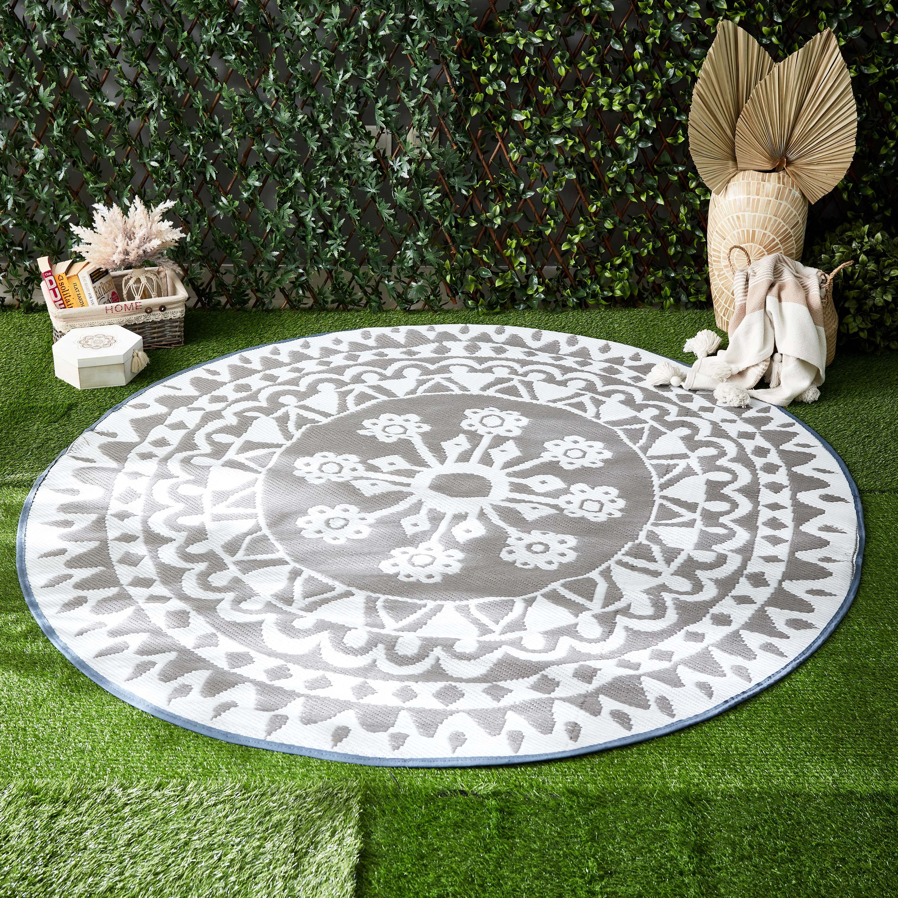 حصيرة مستديرة من البولي بروبيلين للاستخدام الداخلي والخارجي ميلا من أرلو - 180x180 سم-hbxhomeware-hbxlivingroom-image-1