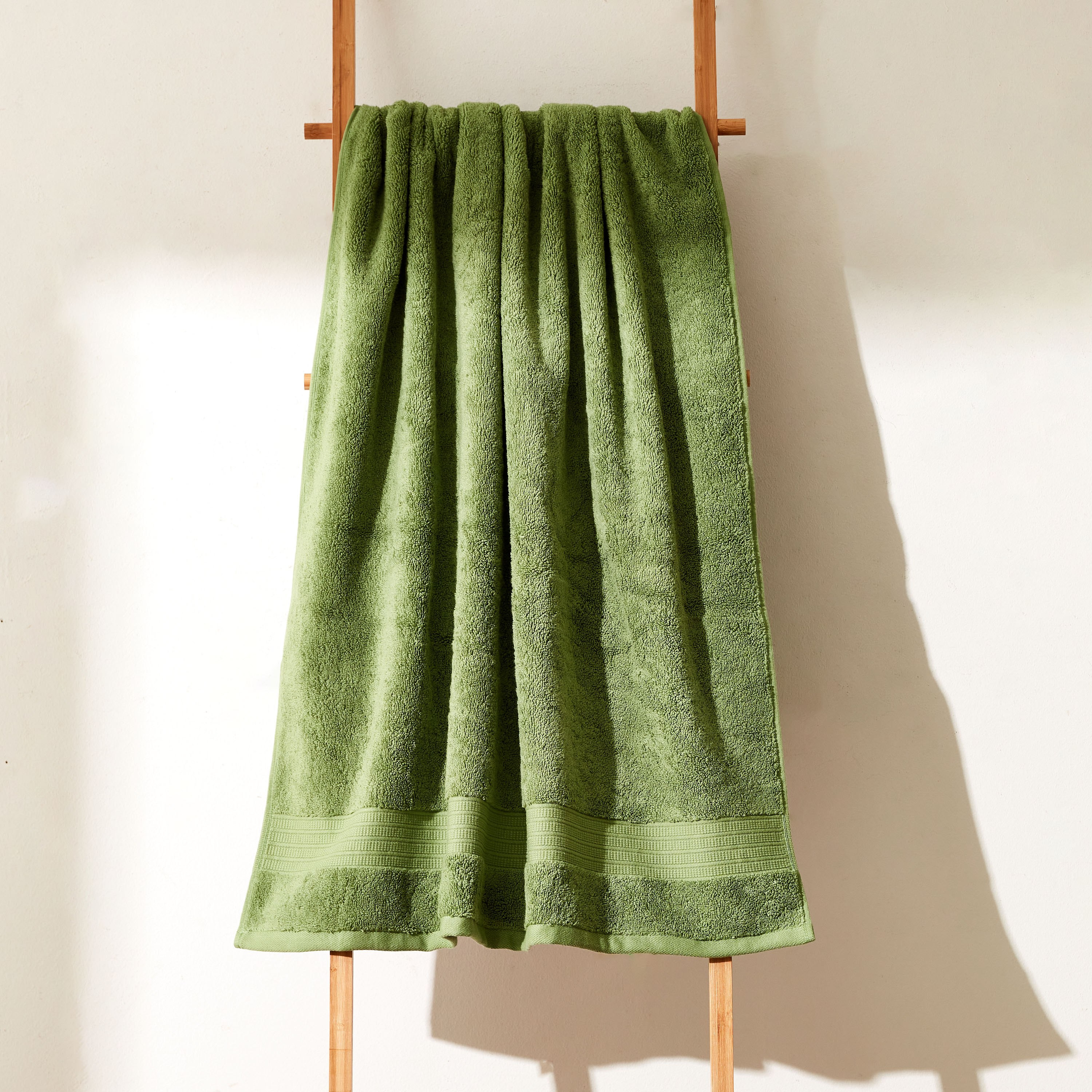 منشفة حمام من إير ريتش - 140x70 سم-hbxbathroom-bathroomtextiles-image-1