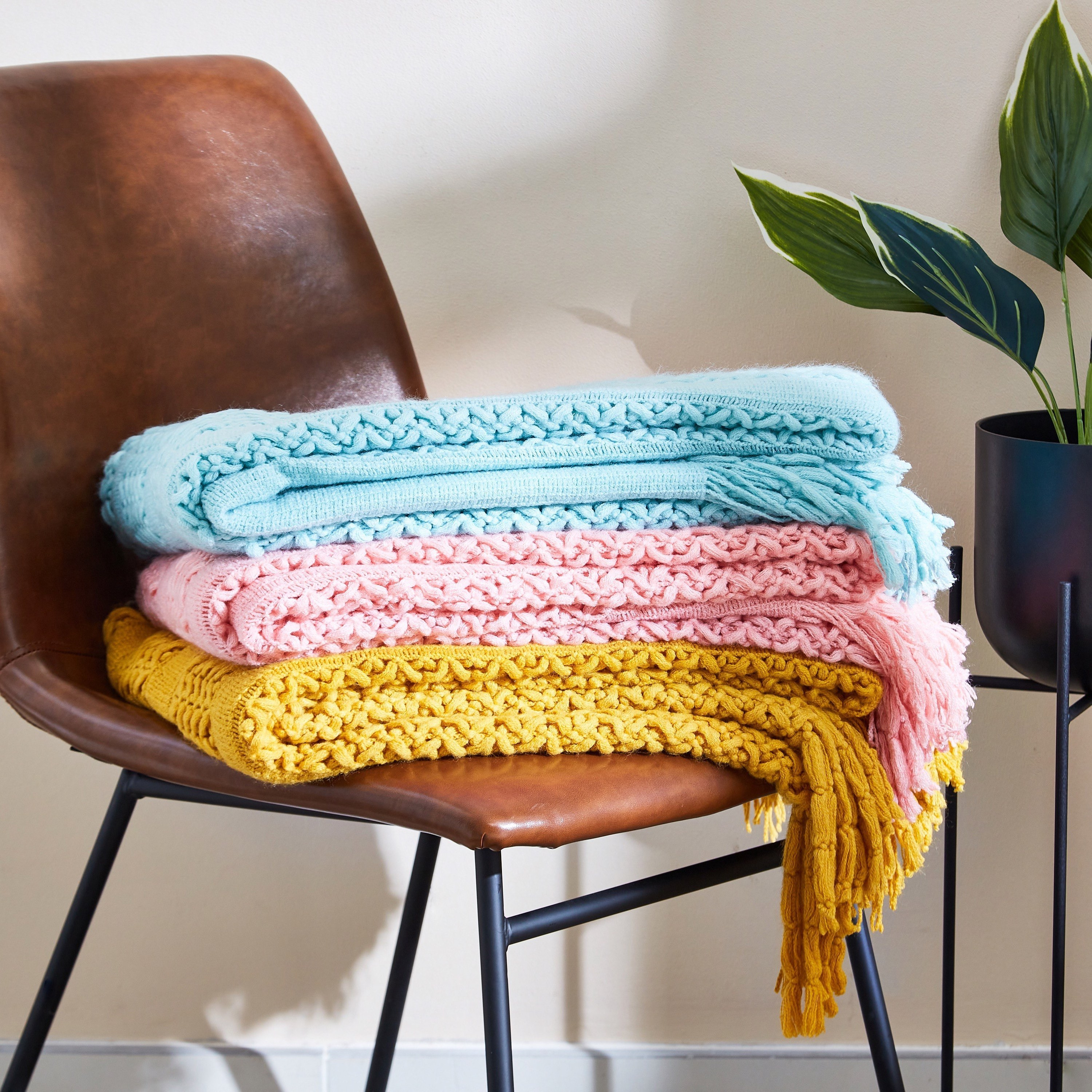 بطّانية خفيفة أكريليك من أبرينا - 130x170 سم-hbxhomeware-hbxbedroom-image-5