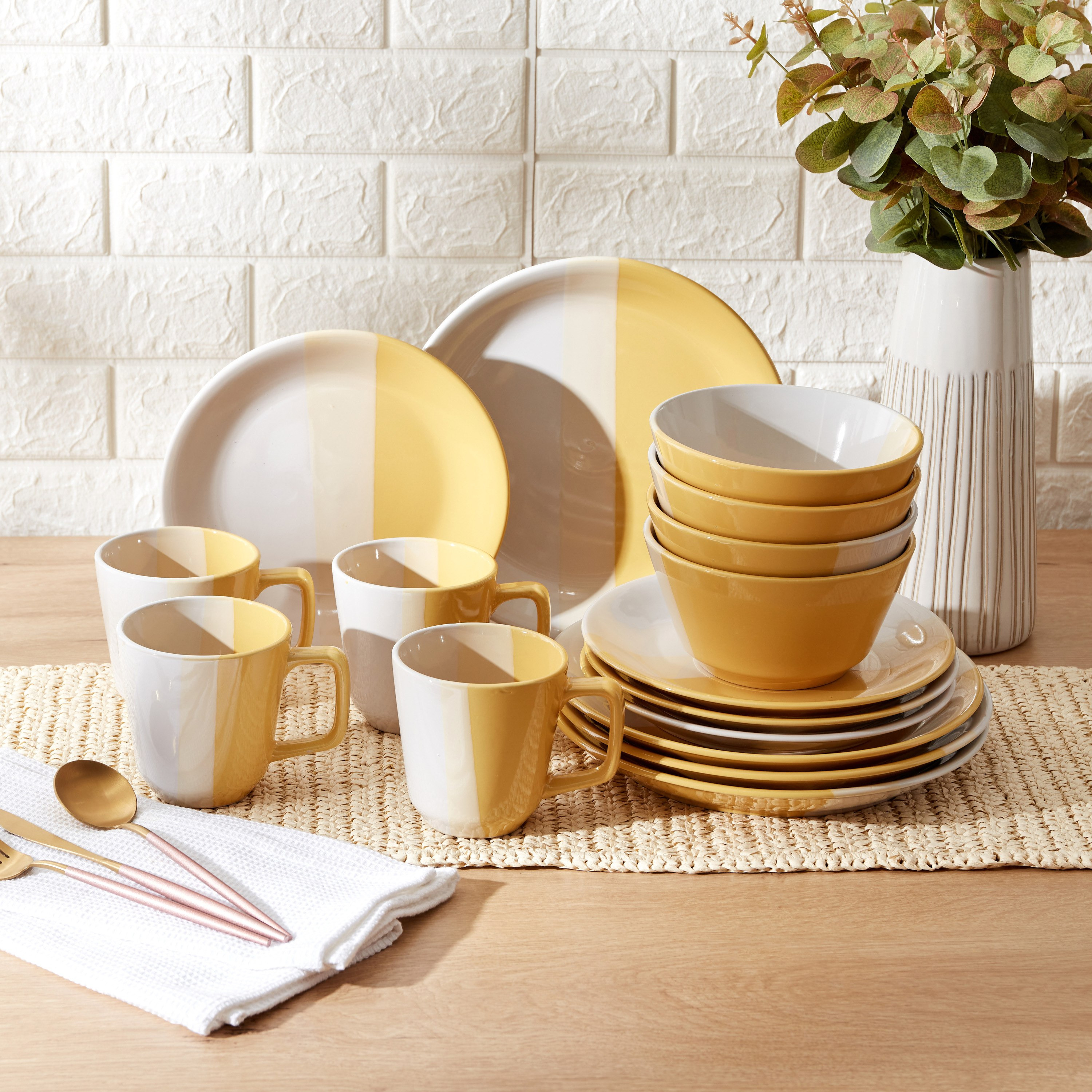 طقم عشاء 16 قطعة من أورورا-hbxhomeware-hbxkitchen-image-1