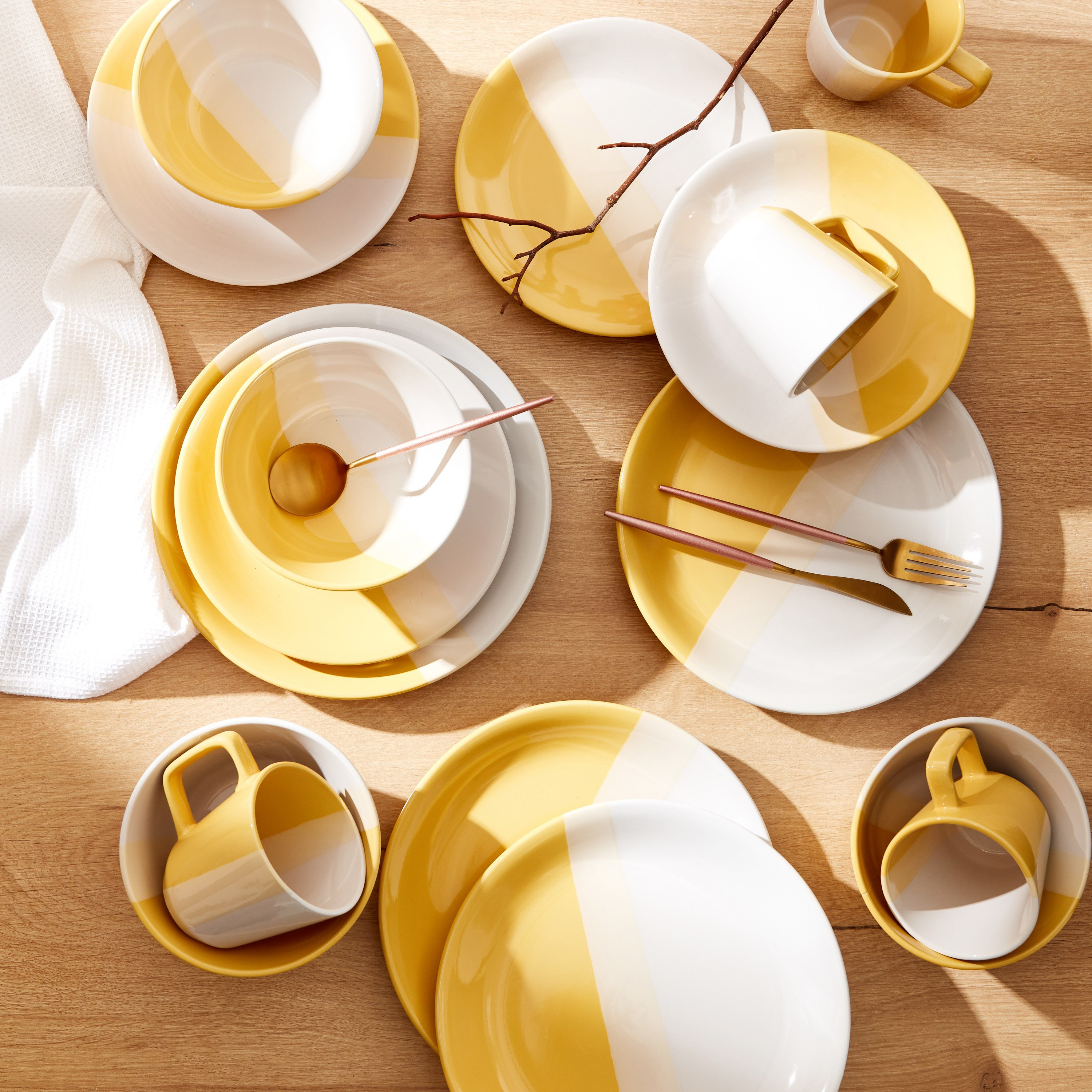 طقم عشاء 16 قطعة من أورورا-hbxhomeware-hbxkitchen-image-7