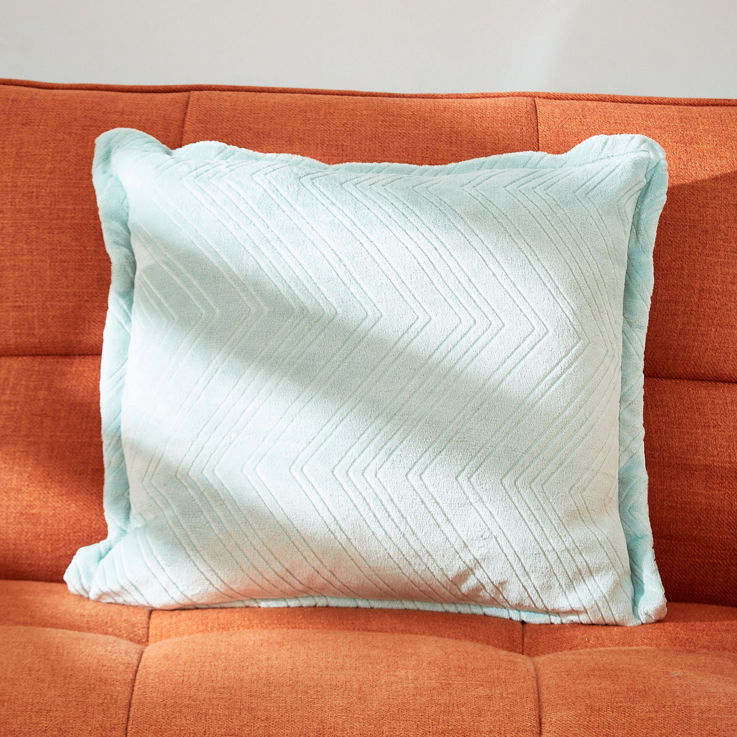 غطاء وسادة فلانيل منقوش سادة من لافيش -45x45 سم-hbxhomeware-cushionsandcovers-cushioncovers-image-1