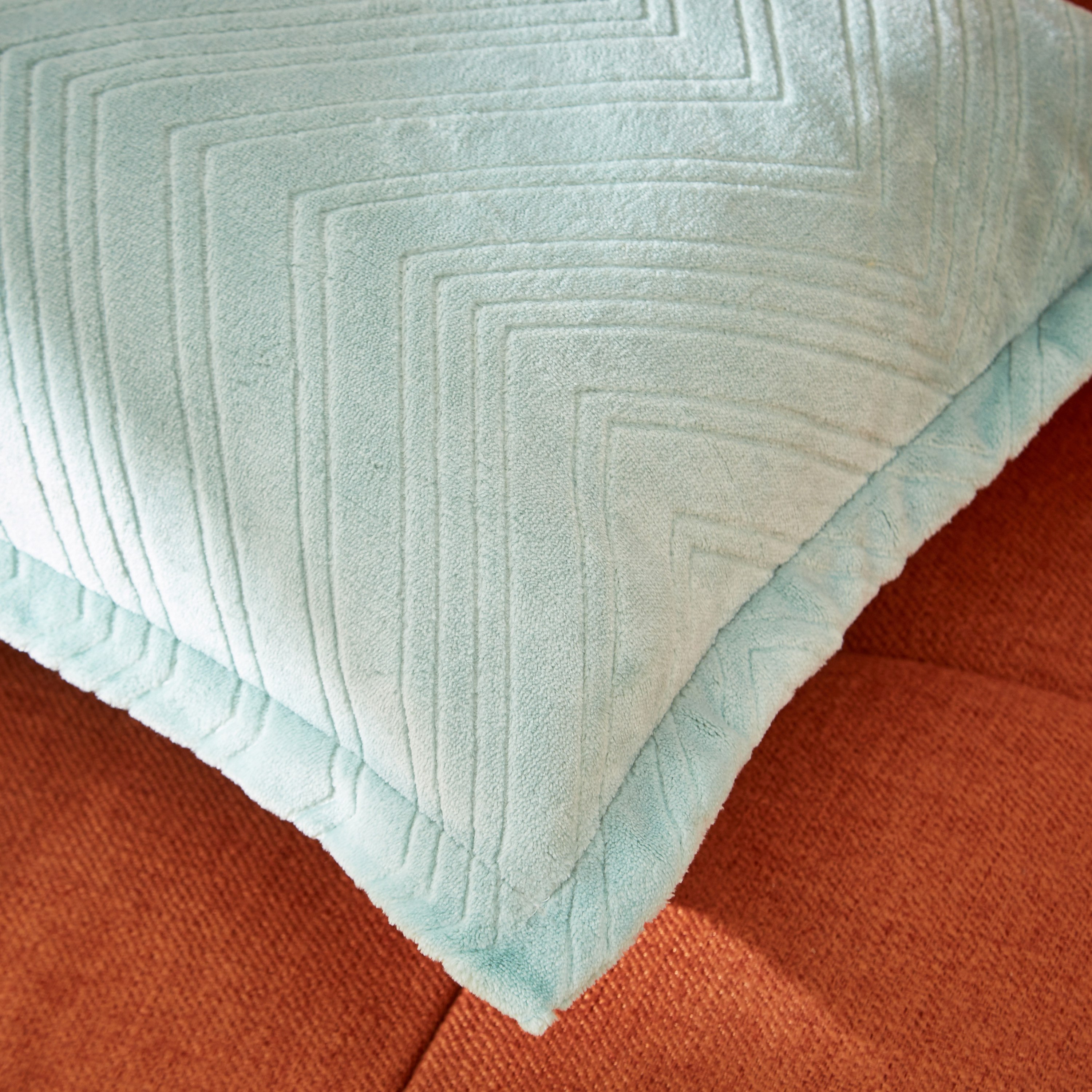 غطاء وسادة فلانيل منقوش سادة من لافيش -45x45 سم-hbxhomeware-cushionsandcovers-cushioncovers-image-2