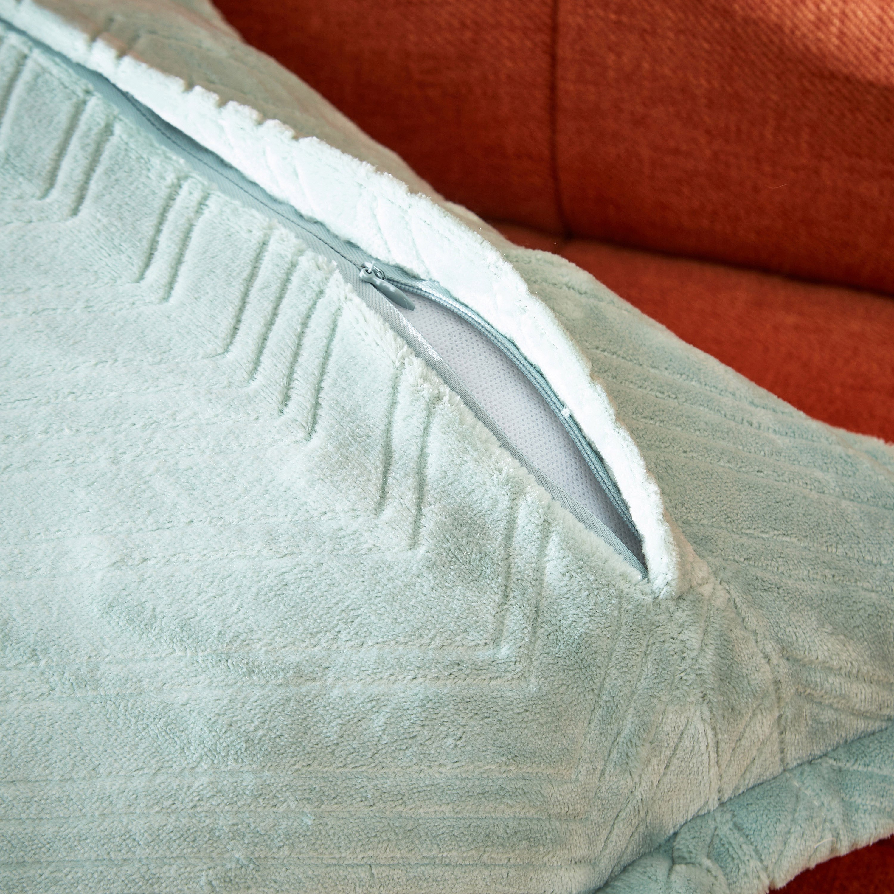 غطاء وسادة فلانيل منقوش سادة من لافيش -45x45 سم-hbxhomeware-cushionsandcovers-cushioncovers-image-3