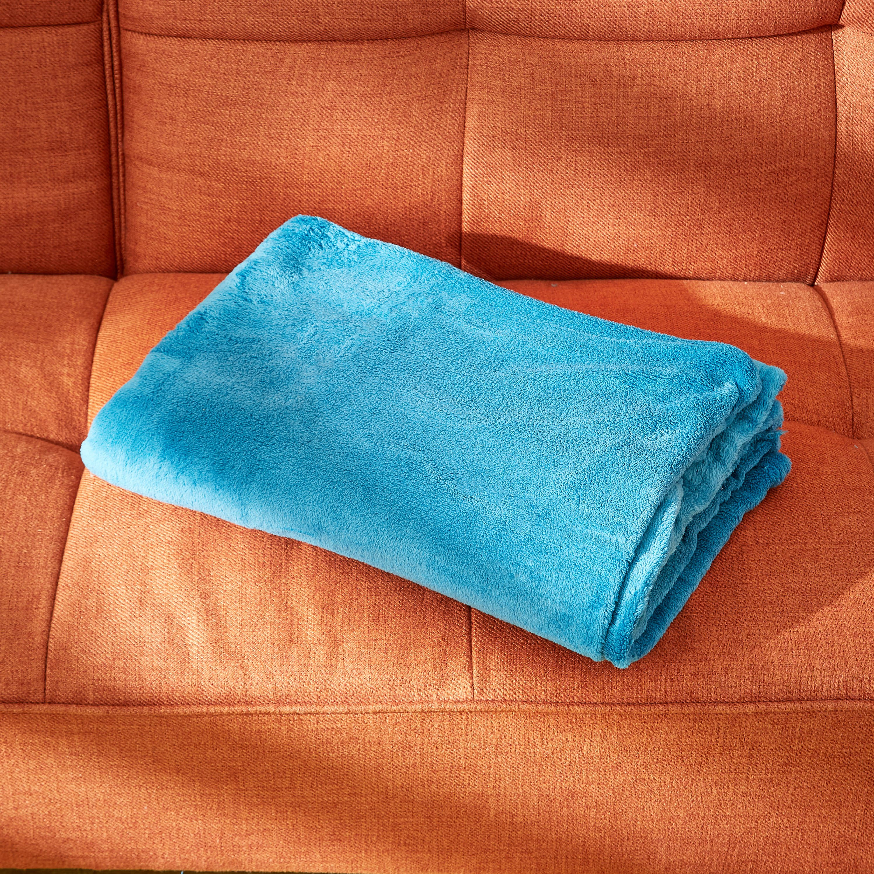 بطانيّة خفيفة صوف كورال سادة من أونتاريو - 120x170 سم-hbxhomeware-hbxbedroom-image-2