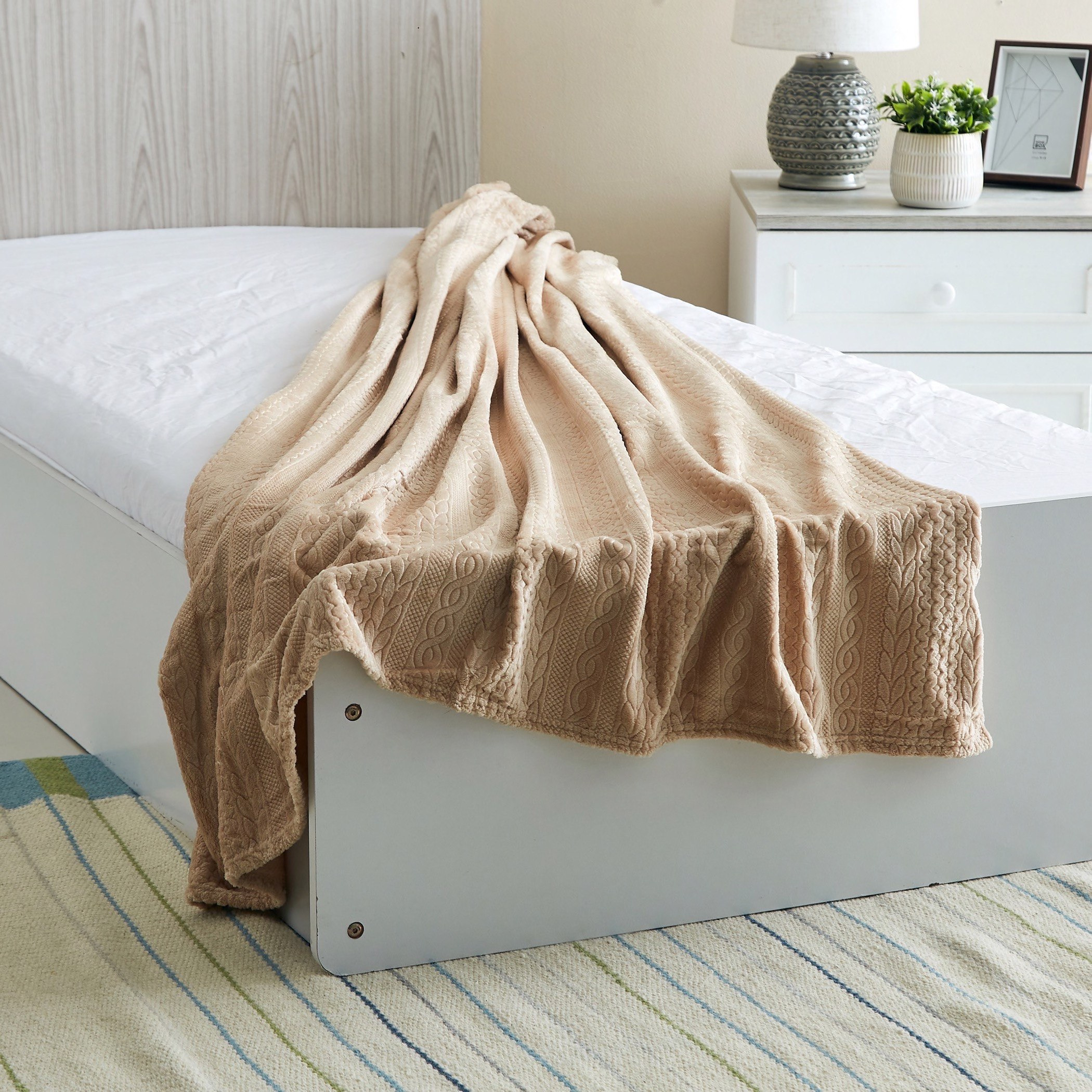 بطانية فلانيل فردية منقوشة من ميلان - 140x200 سم-hbxhomeware-hbxbedroom-image-3