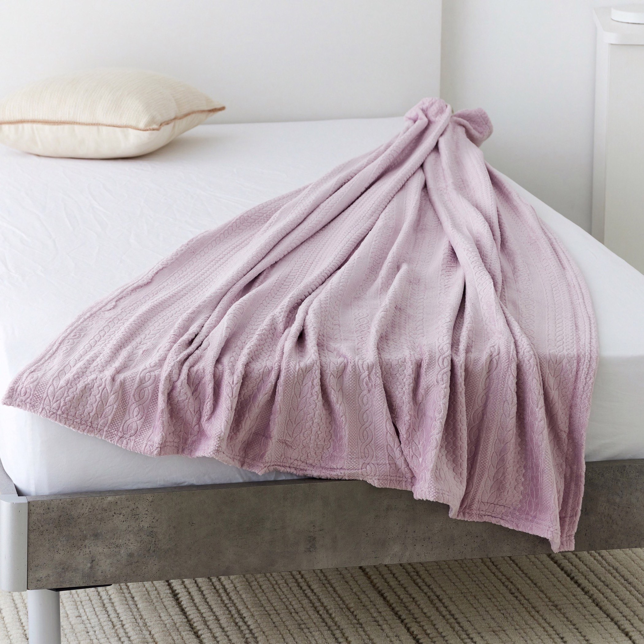 بطانية فلانيل فردية منحوتة من ميلان - 140x200 سم-hbxhomeware-hbxbedroom-image-2