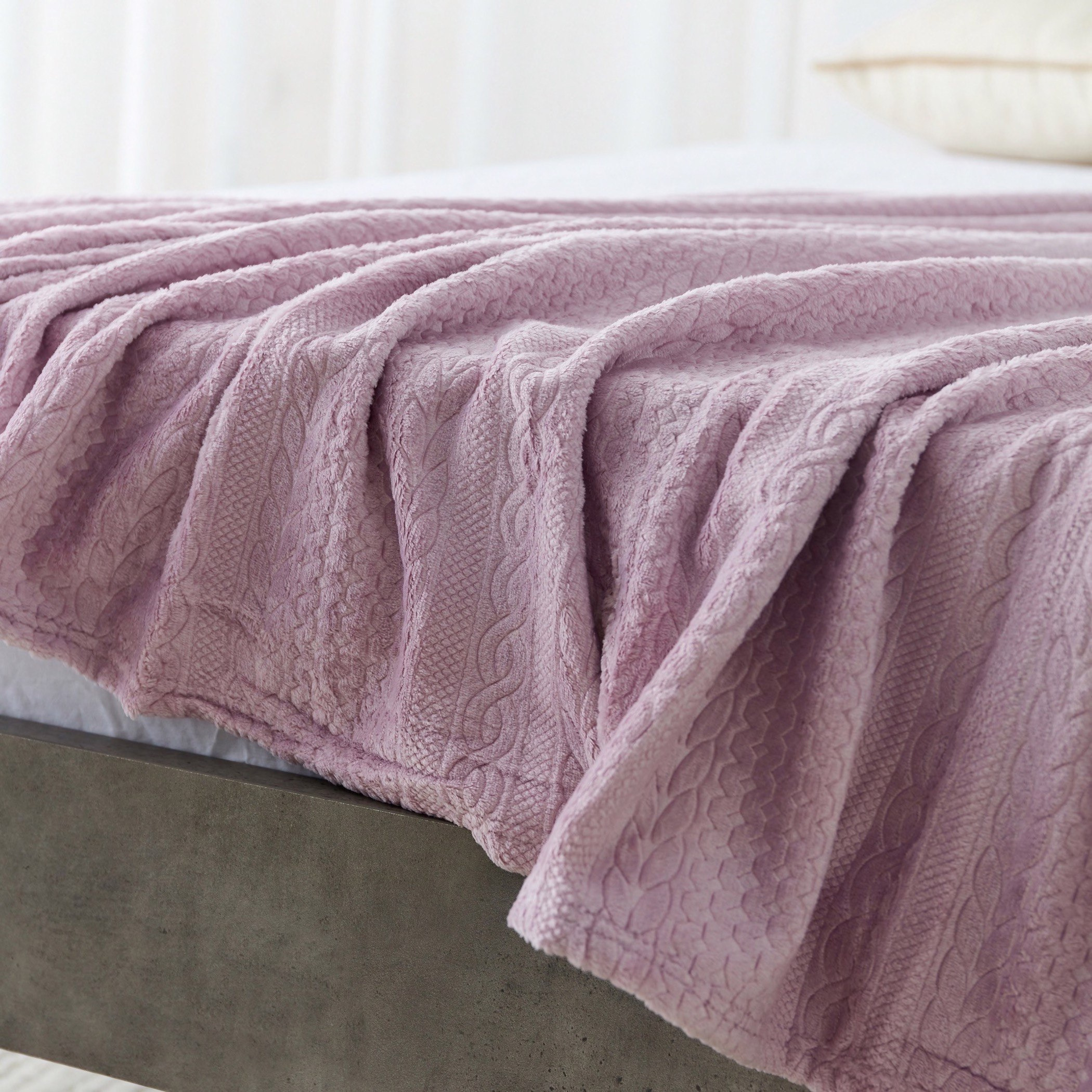 بطانية فلانيل فردية منحوتة من ميلان - 140x200 سم-hbxhomeware-hbxbedroom-image-4