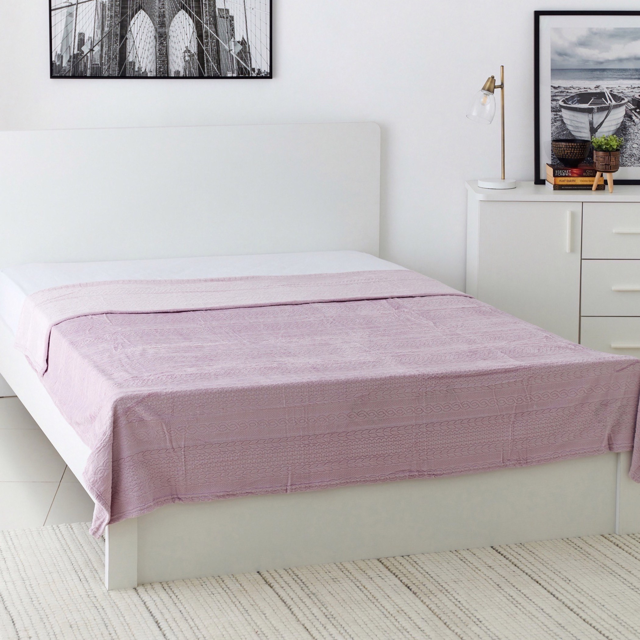 بطانية فلانيل كوين منحوتة من ميلان - 200x220 سم-hbxhomeware-hbxbedroom-image-1