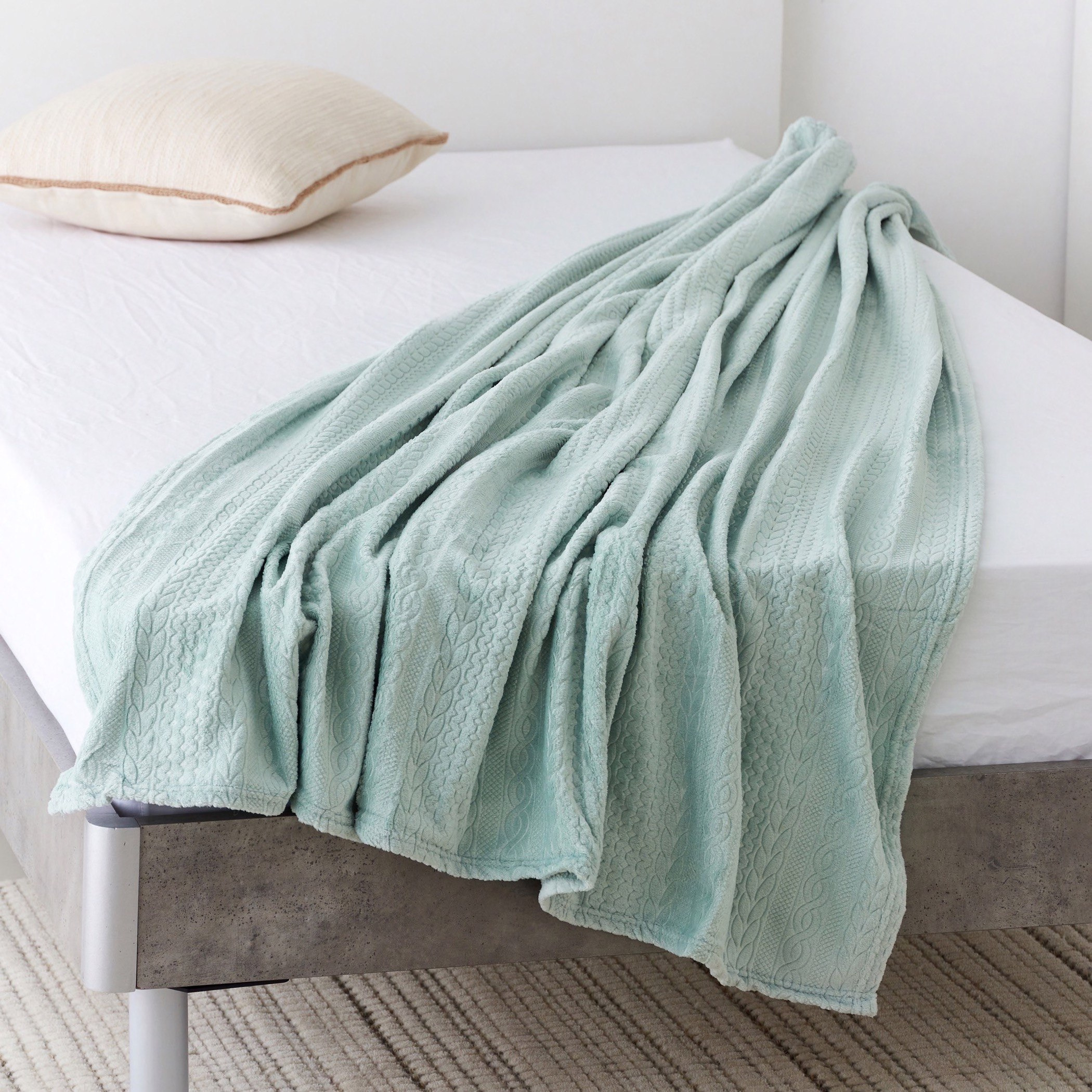 بطانية فلانيل فردية منحوتة من ميلان - 140x200 سم-hbxhomeware-hbxbedroom-image-2