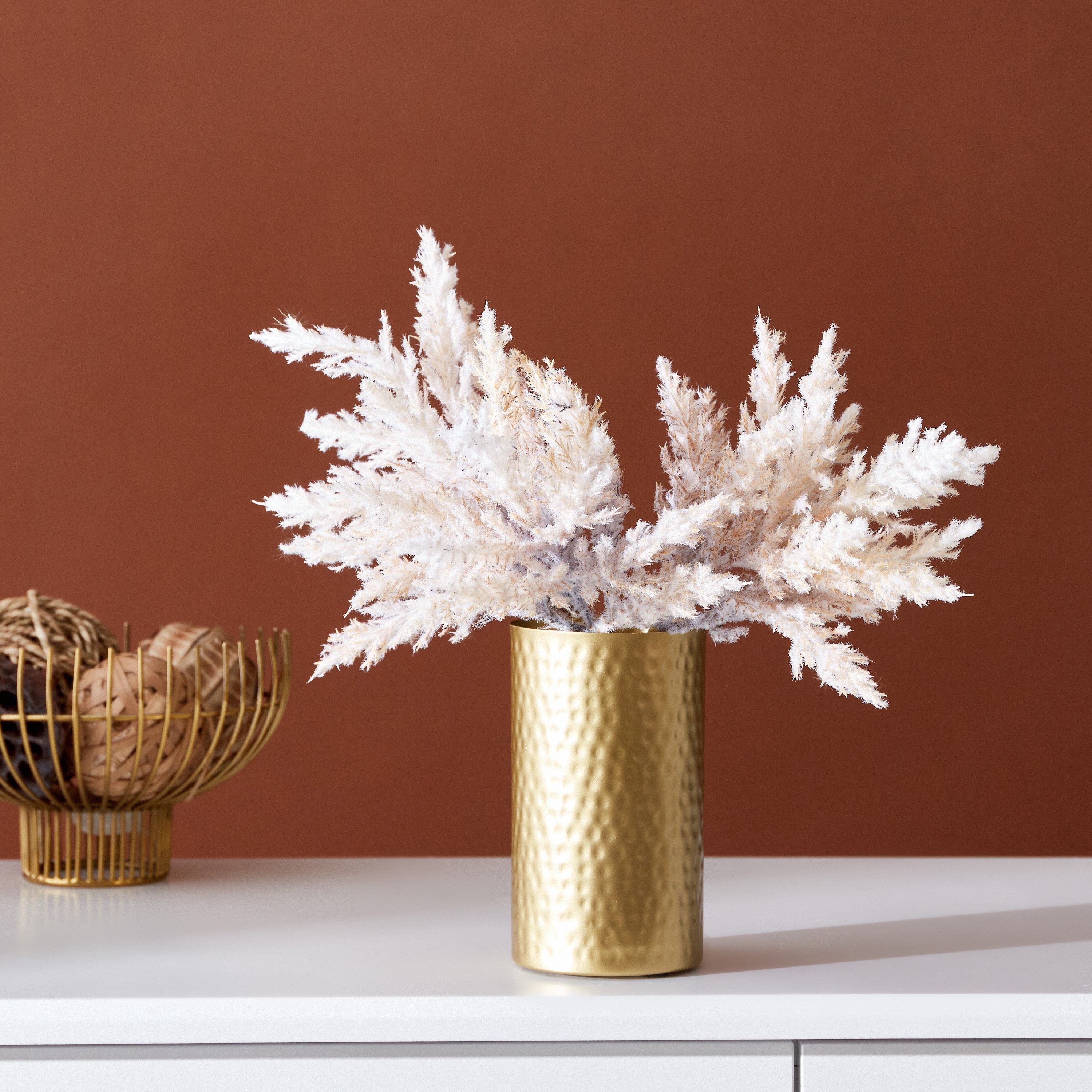 مزهرية بارزة الملمس معدنية مطروقة من مودرن - 9x9x15 سم-hbxbedroom-decorandaccessories-vases-image-2