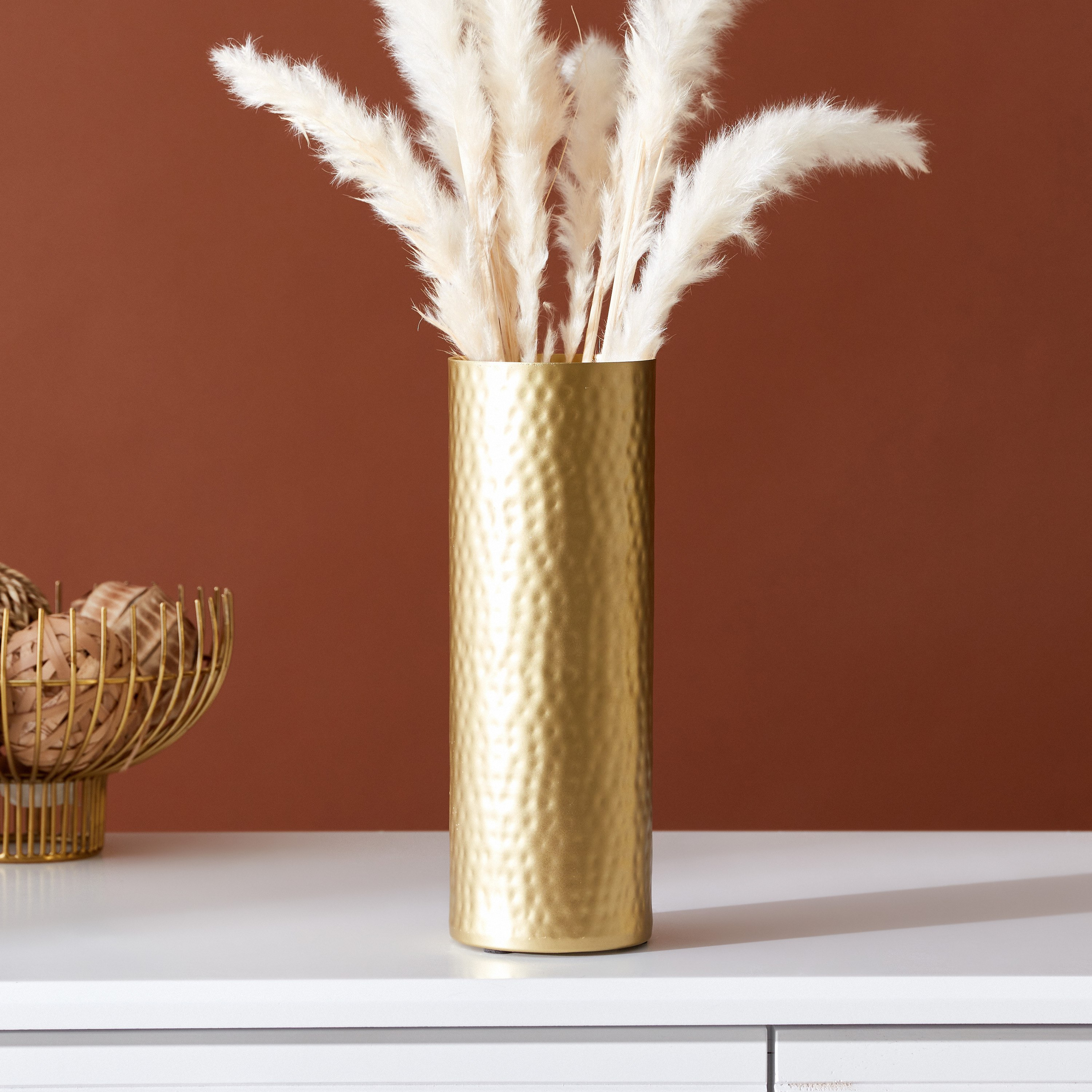 مزهرية بارزة الملمس معدنية مطروقة من مودرن - 9x9x25 سم-hbxbedroom-decorandaccessories-vases-image-2