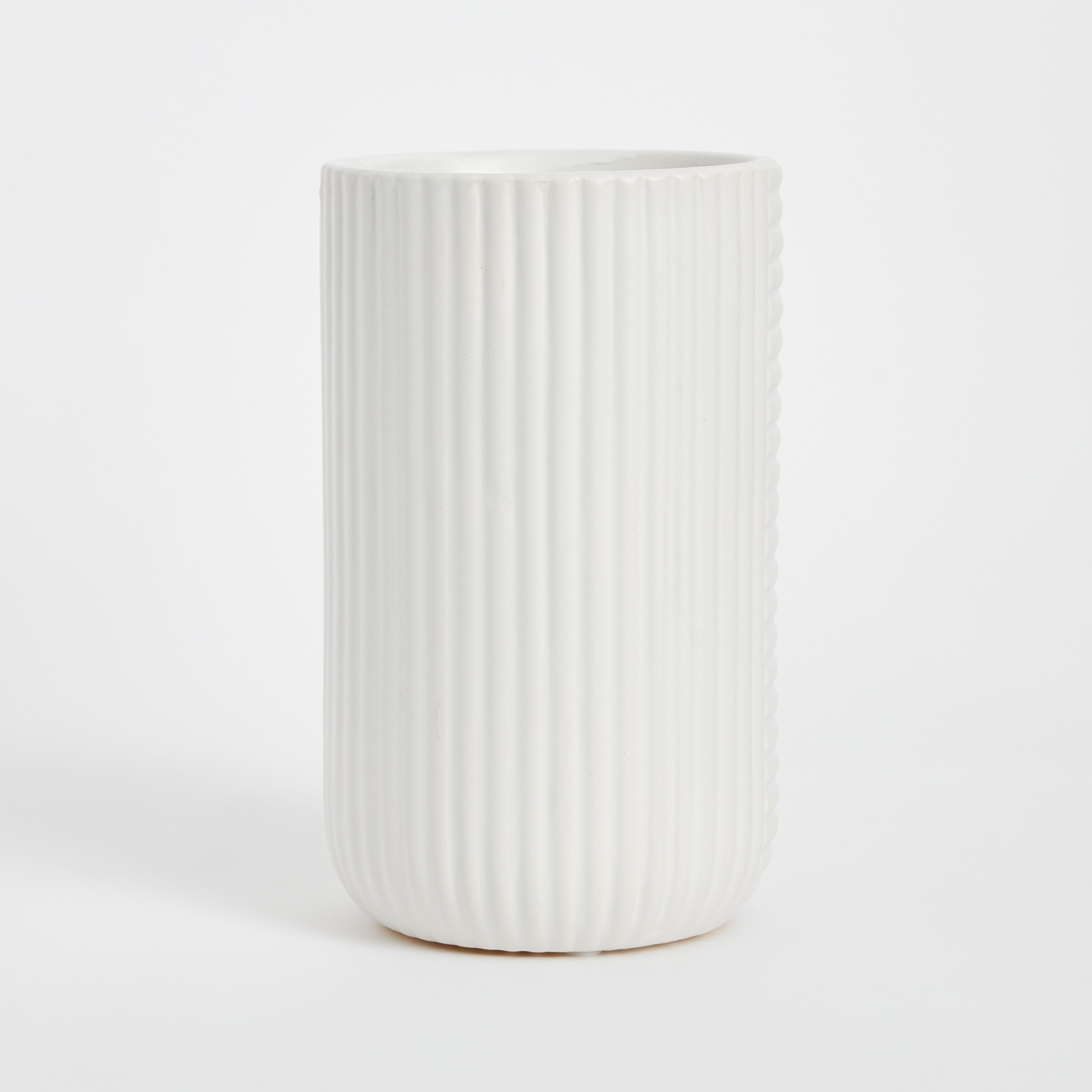مزهرية سيراميك مضلّعة صغيرة - أريا - 12x12x20 سم-hbxbedroom-decorandaccessories-vases-image-6