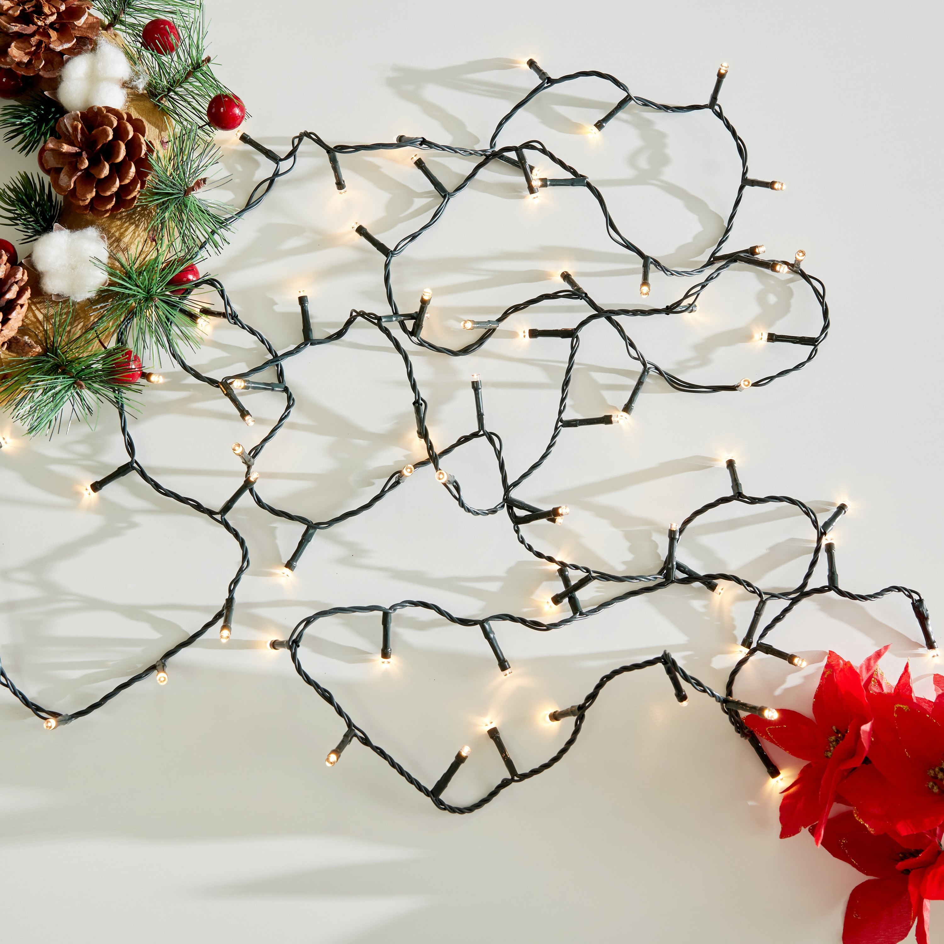 إضاءة  بيضاء دافئة 200 لمبة أل إي دي من ألسكا- 200 سم-hbxdiningroom-lighting-decorativesandstringlights-image-1