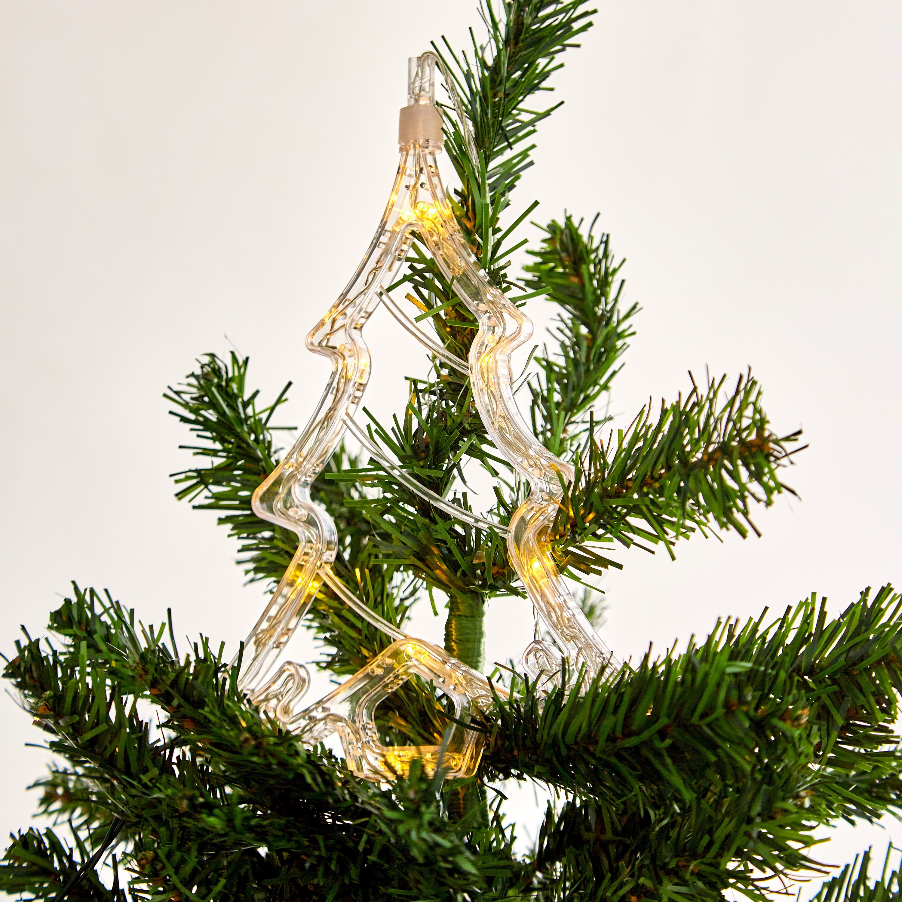 شجرة كريسماس بمصابيح إل إي دي من ألاسكا-hbxdiningroom-lighting-decorativesandstringlights-image-1