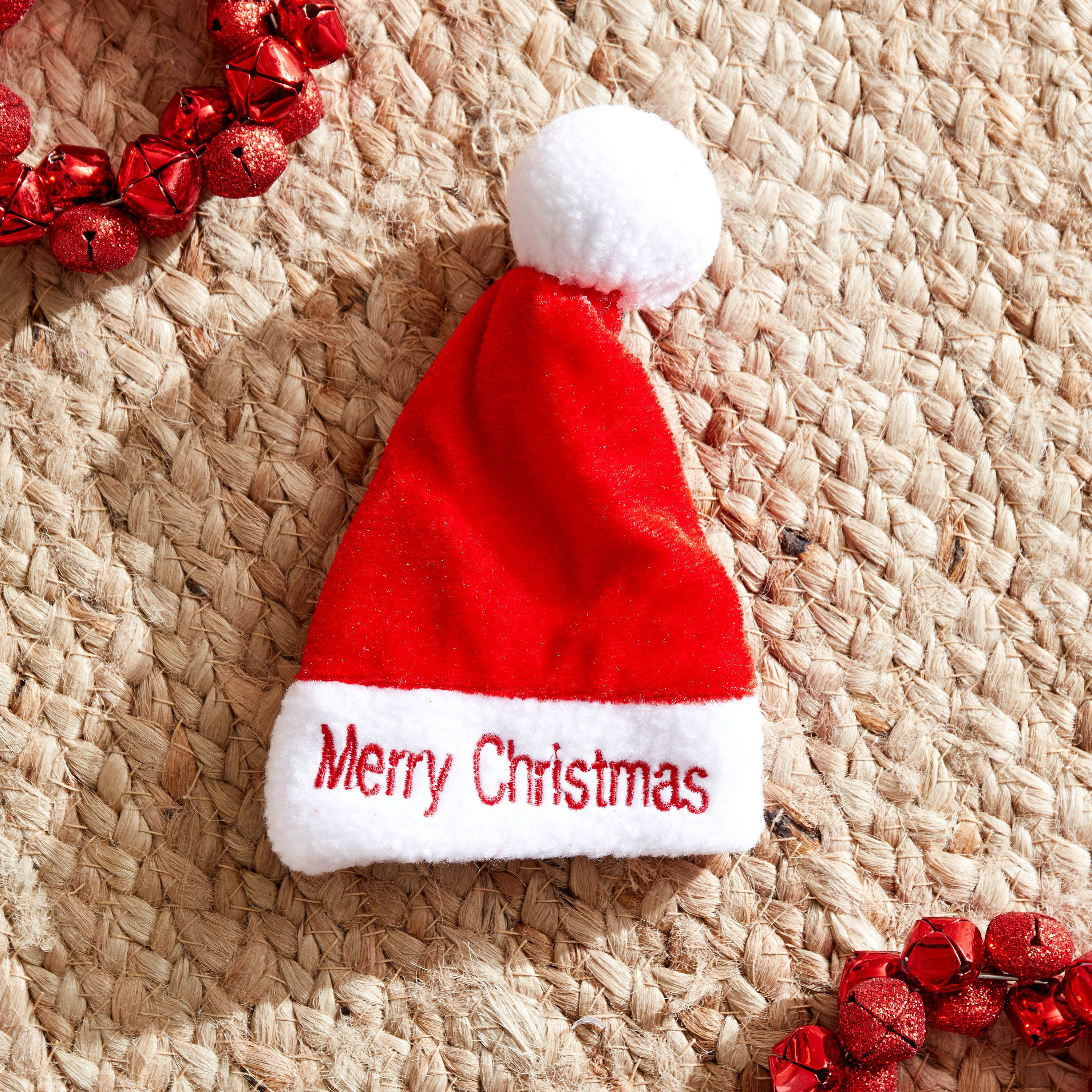 Alaska Santa Hat with Plush Detail-PROMO_HB_AE_B2G2_011025-image-1