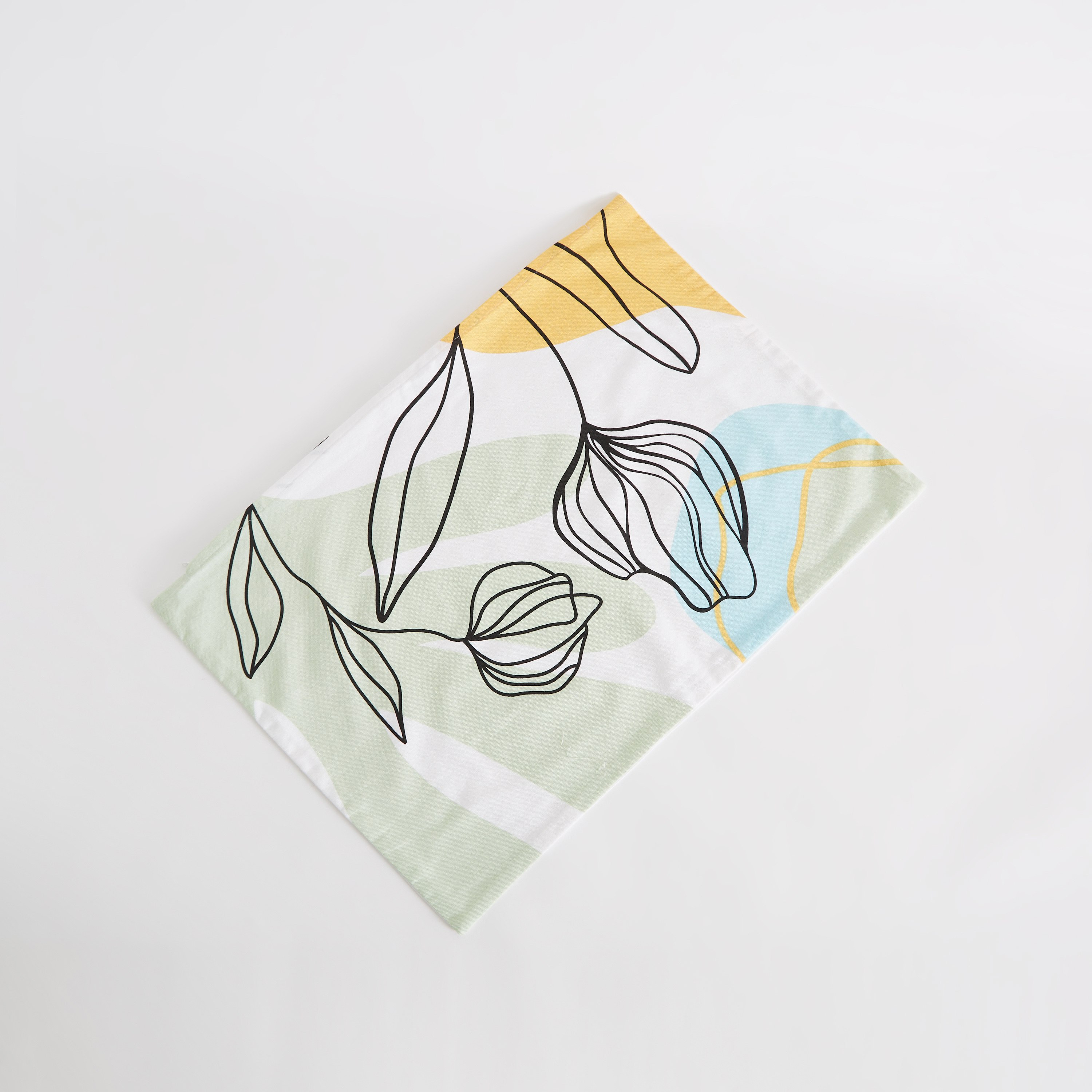 غطاء وسادة بطبعات زهرية تجريدية من نوفا - 40x65 سم-hbxhomeware-cushionsandcovers-cushioncovers-image-5