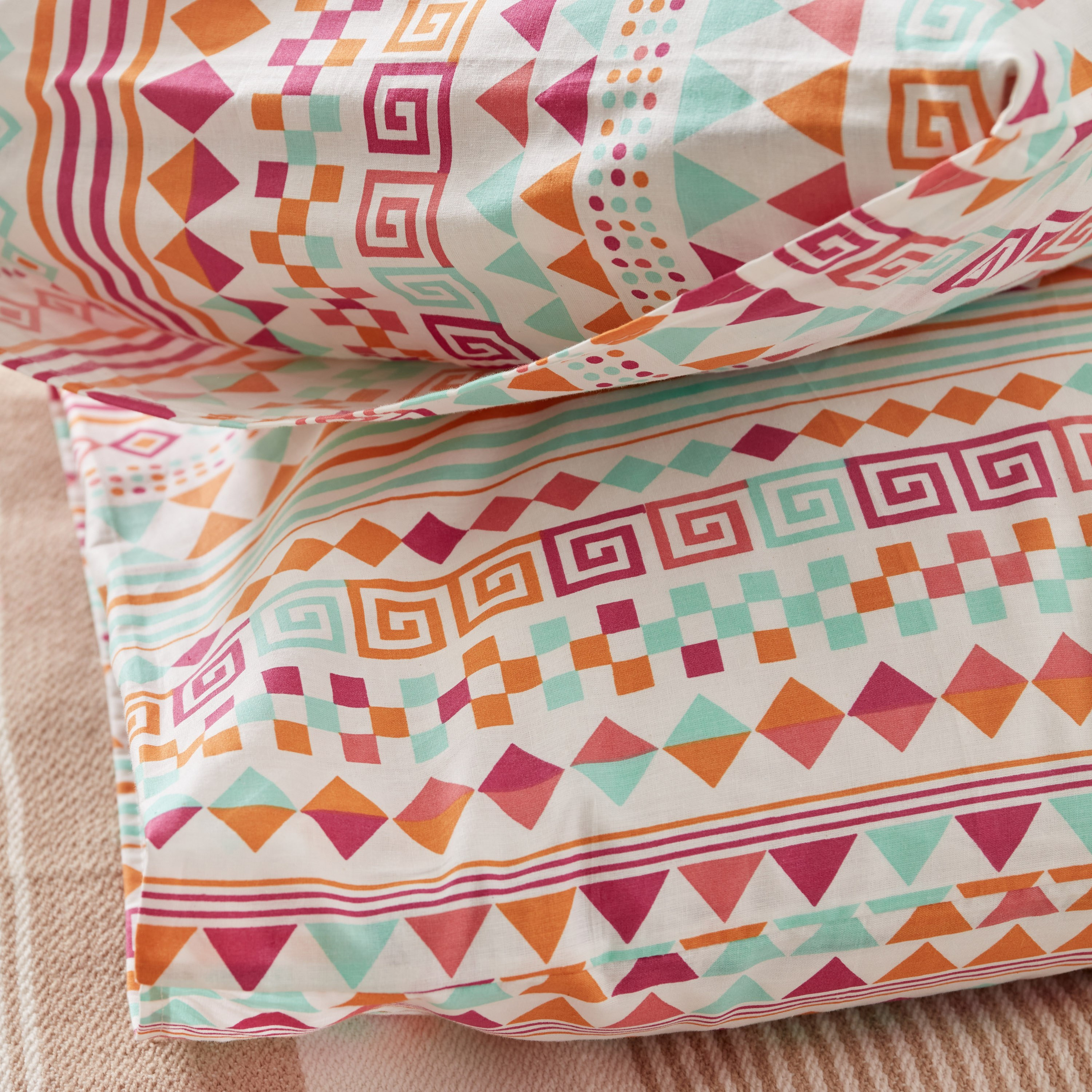 طقم غطاء وسادة قطعتين من فيفيد - 50×75 سم-hbxhomeware-hbxbedroom-image-3