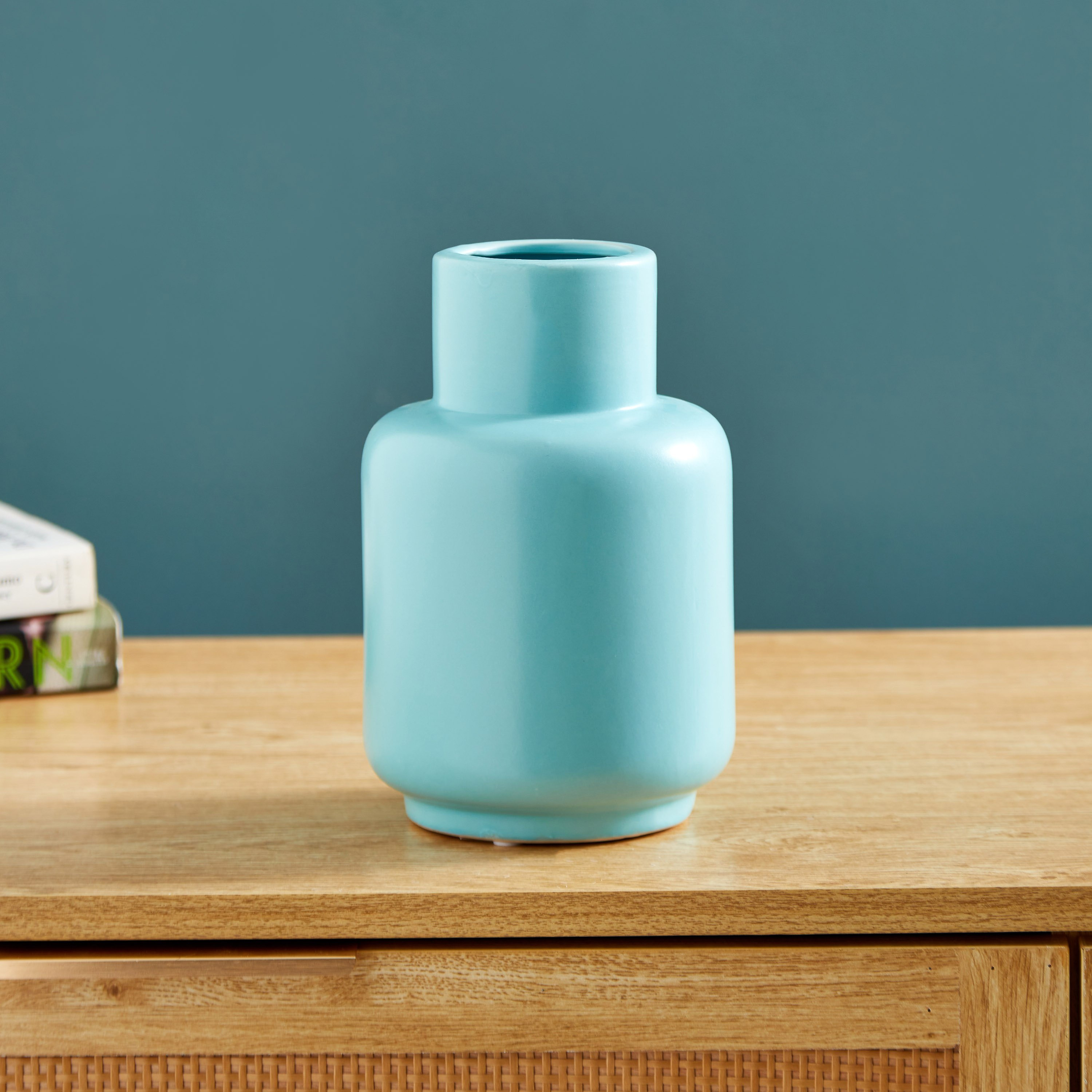 مزهرية سيراميك صغيرة من سافير - 13x13x20 سم-hbxbedroom-decorandaccessories-vases-image-2