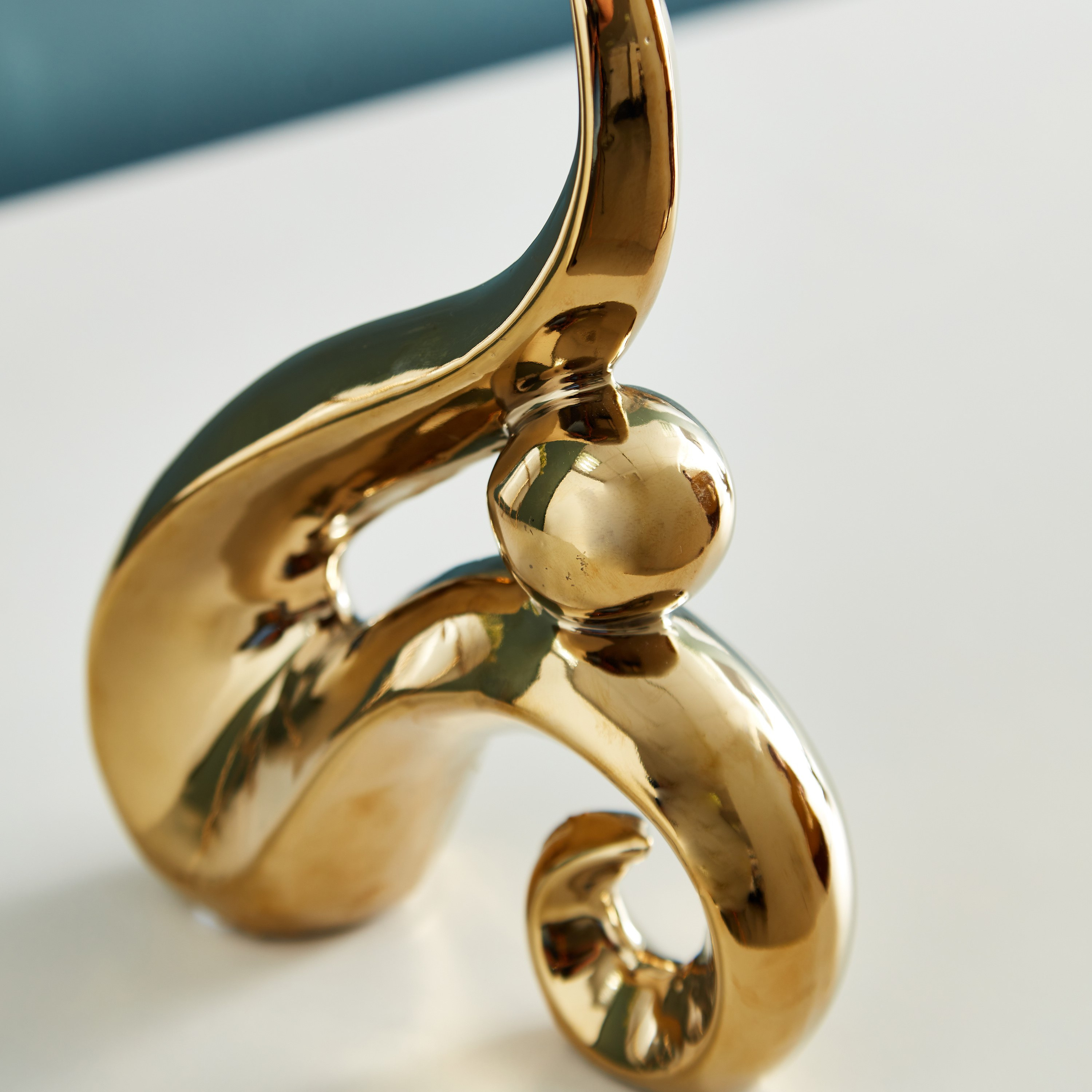 زينة سيراميك بتصميم تجريدي منحني من سافير - 15x6x20 سم-hbxhomeware-homedecor-figurinesandornaments-image-3