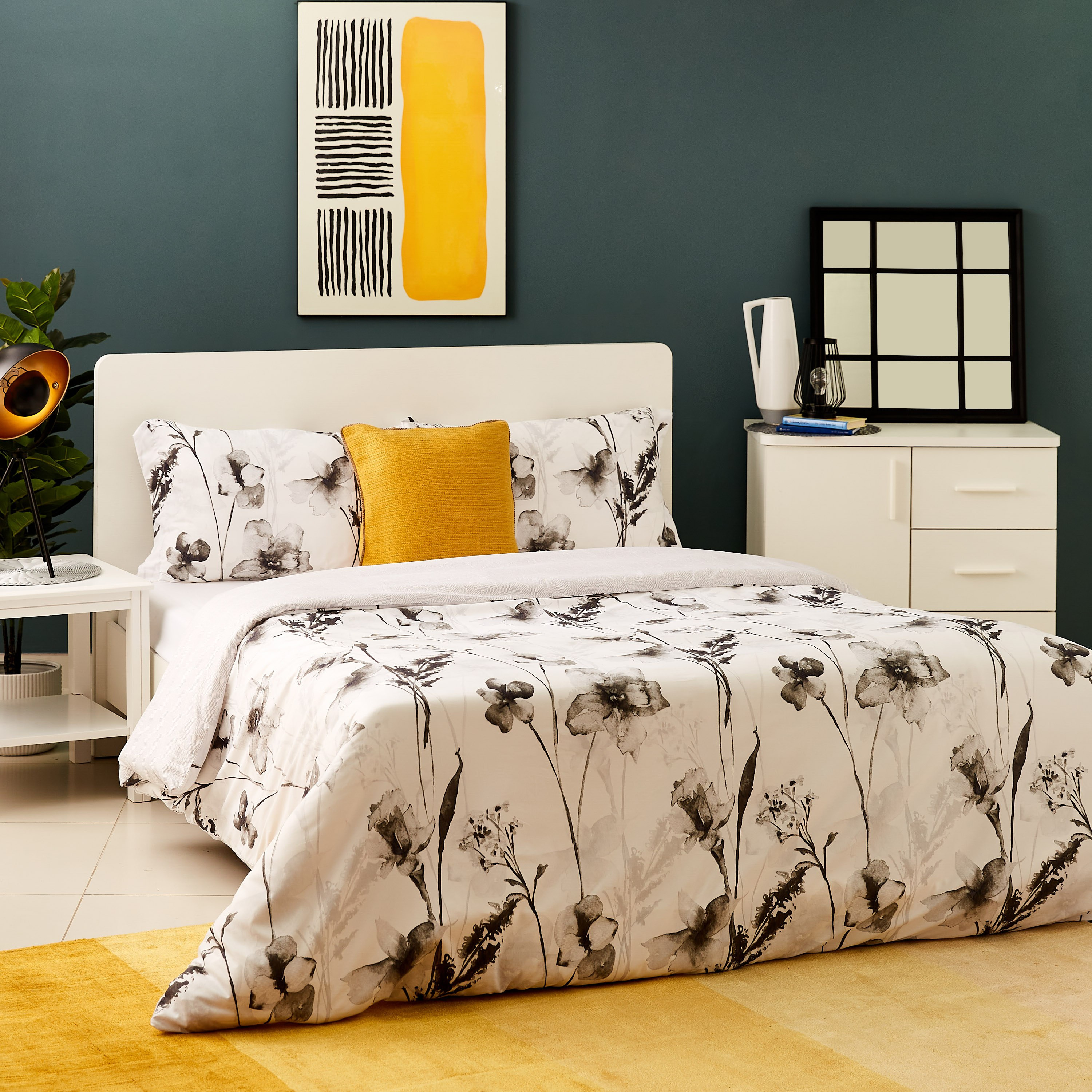 طقم غطاء لحاف كينج من الألياف الدقيقة 3 قطع من صوفيا - 220x220 سم-hbxhomeware-hbxdecorandfurnishings-image-6