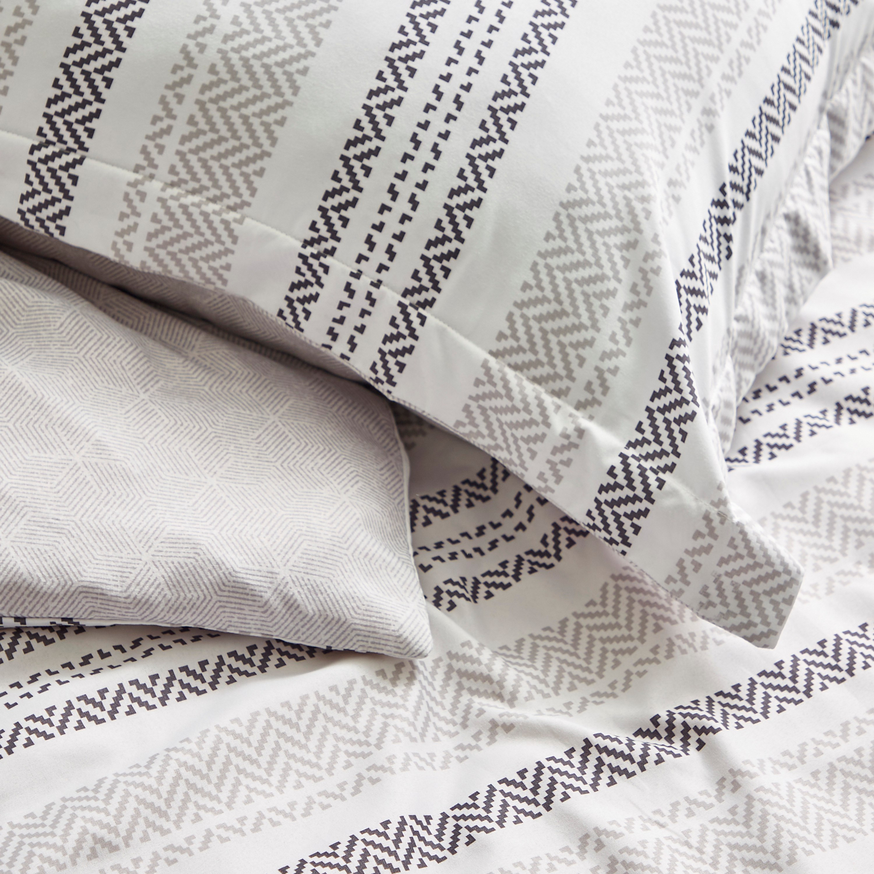 Cyler 2-Piece Microfibre Single Duvet Cover Set - 135x220 cm-hbxhomeware-hbxdecorandfurnishings-image-4