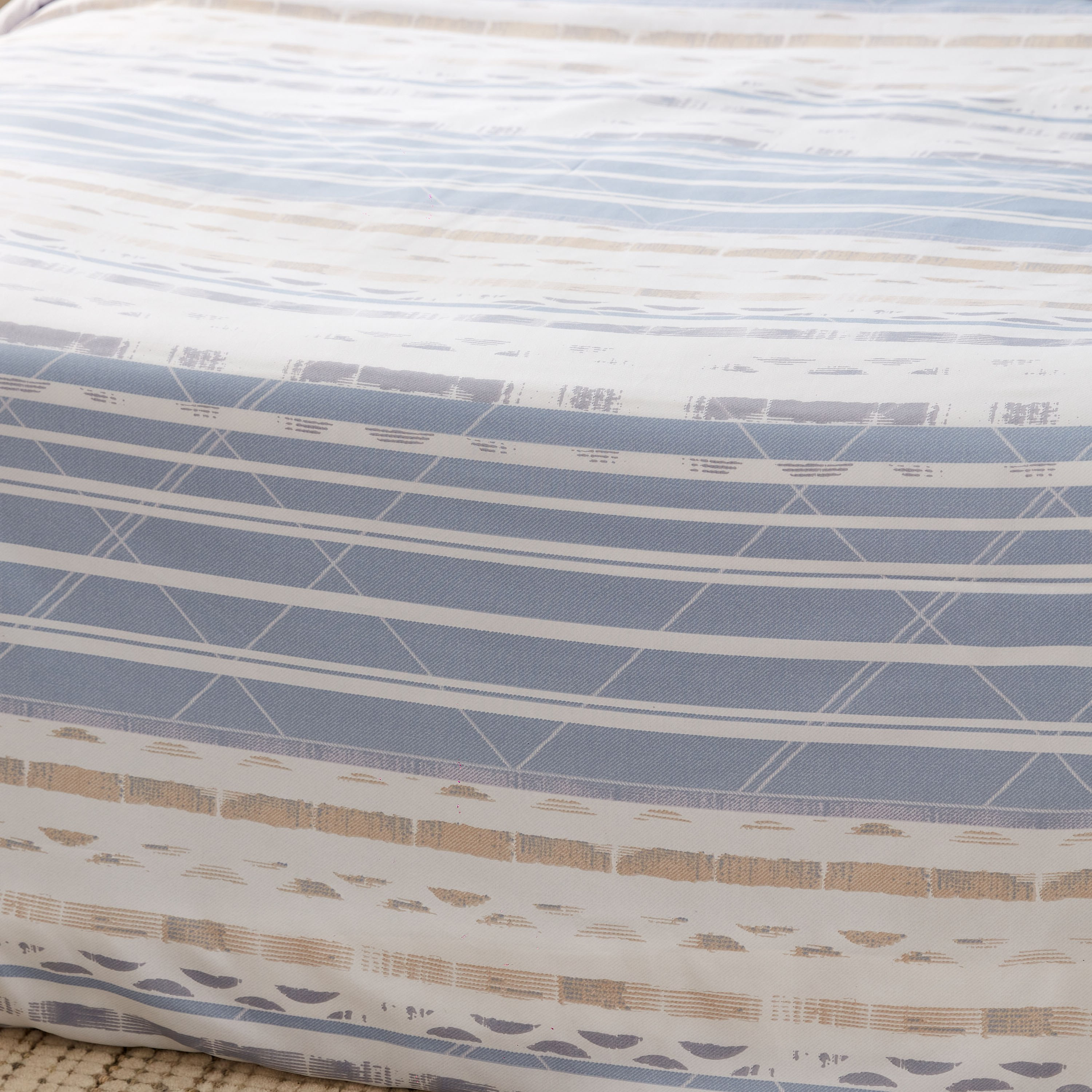 Garry Microfiber 3-Piece King Duvet Cover Set - 220x220 cm-hbxhomeware-hbxdecorandfurnishings-image-3