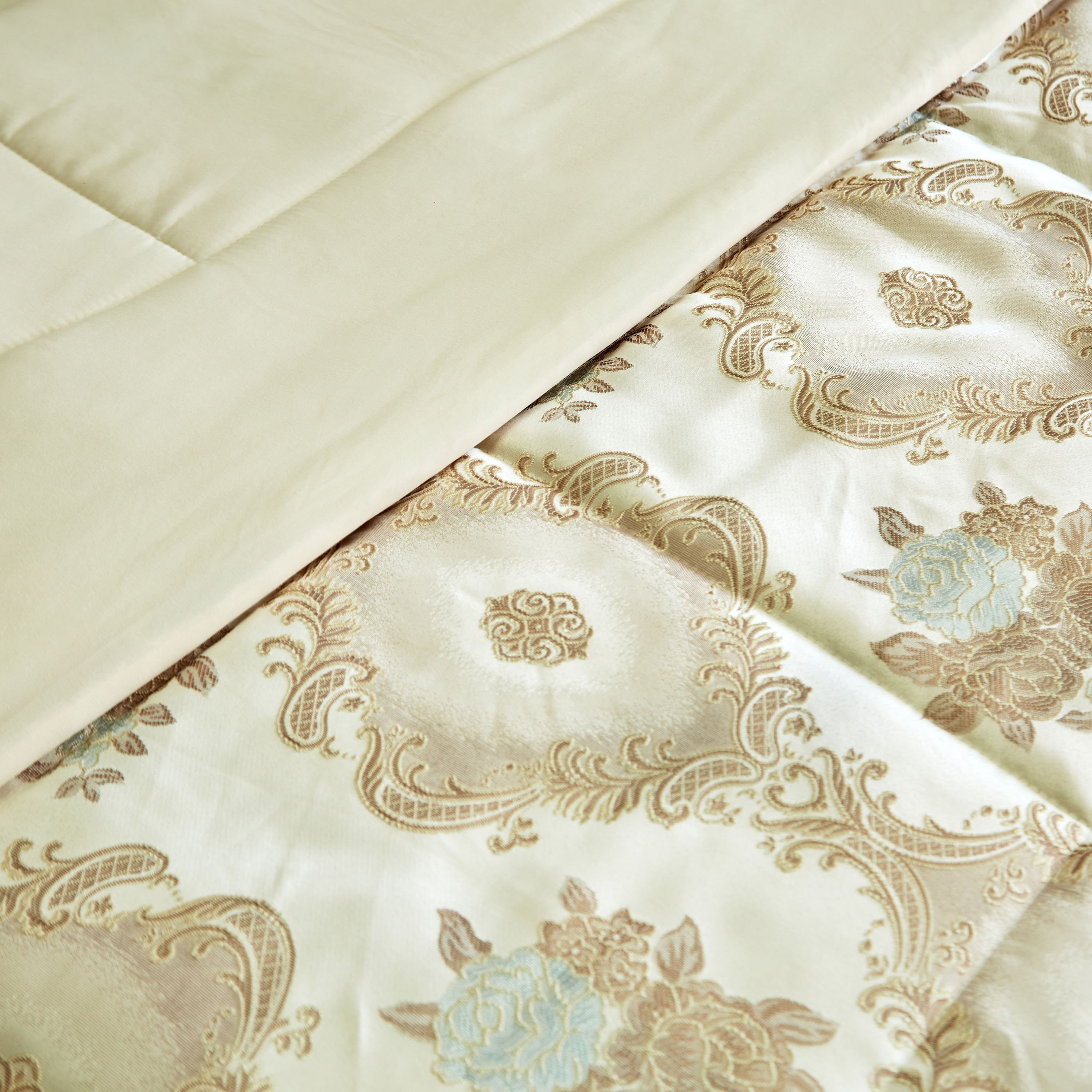 طقم لحاف كينج جاكار 7 قطع - 220x240 سم - جايران-hbxhomeware-hbxdecorandfurnishings-image-8