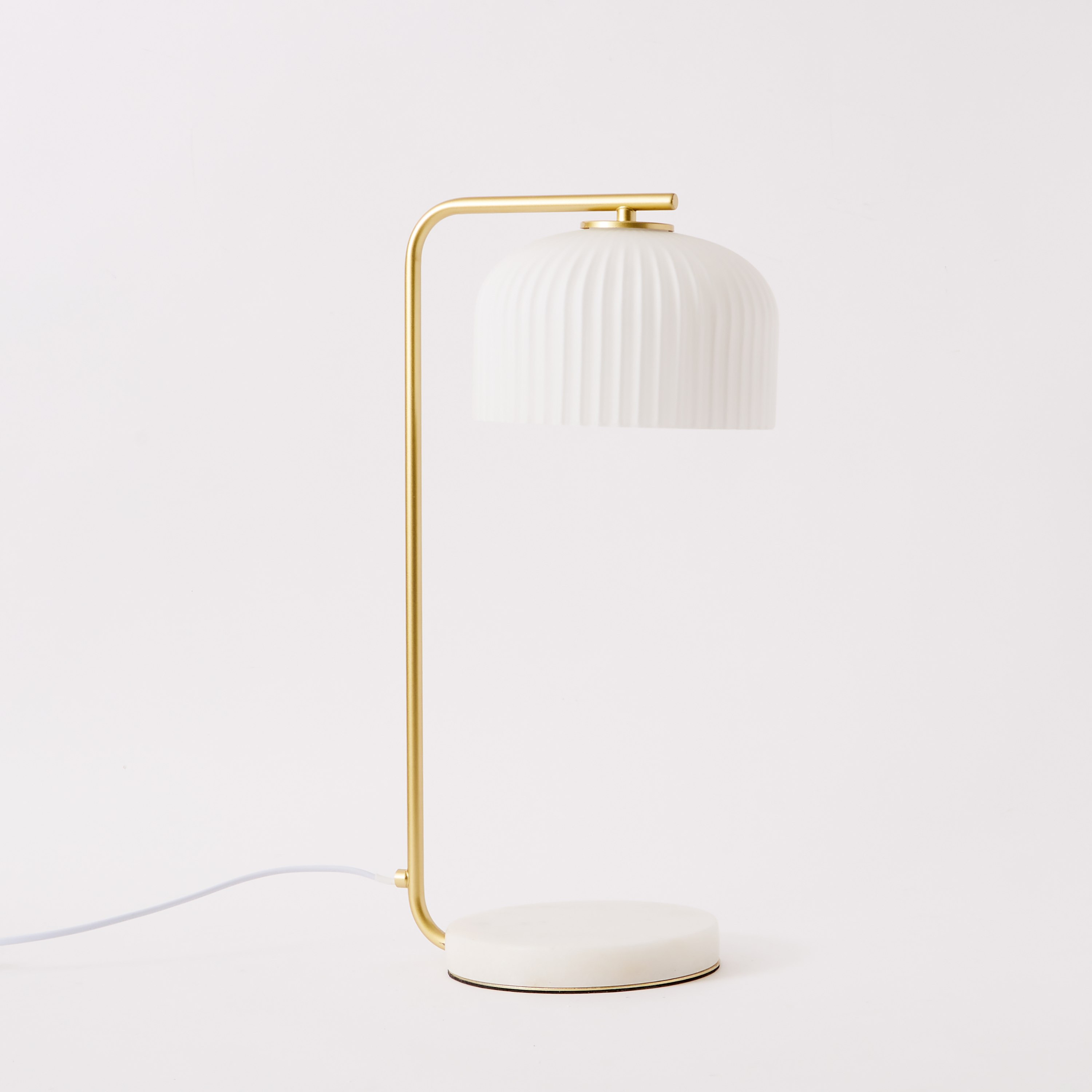 مصباح مكتب بقاعدة رخامية وإضاءة معدنية من إلما - 52x20 سم-hbxlivingroom-lighting-tablelamps-image-6