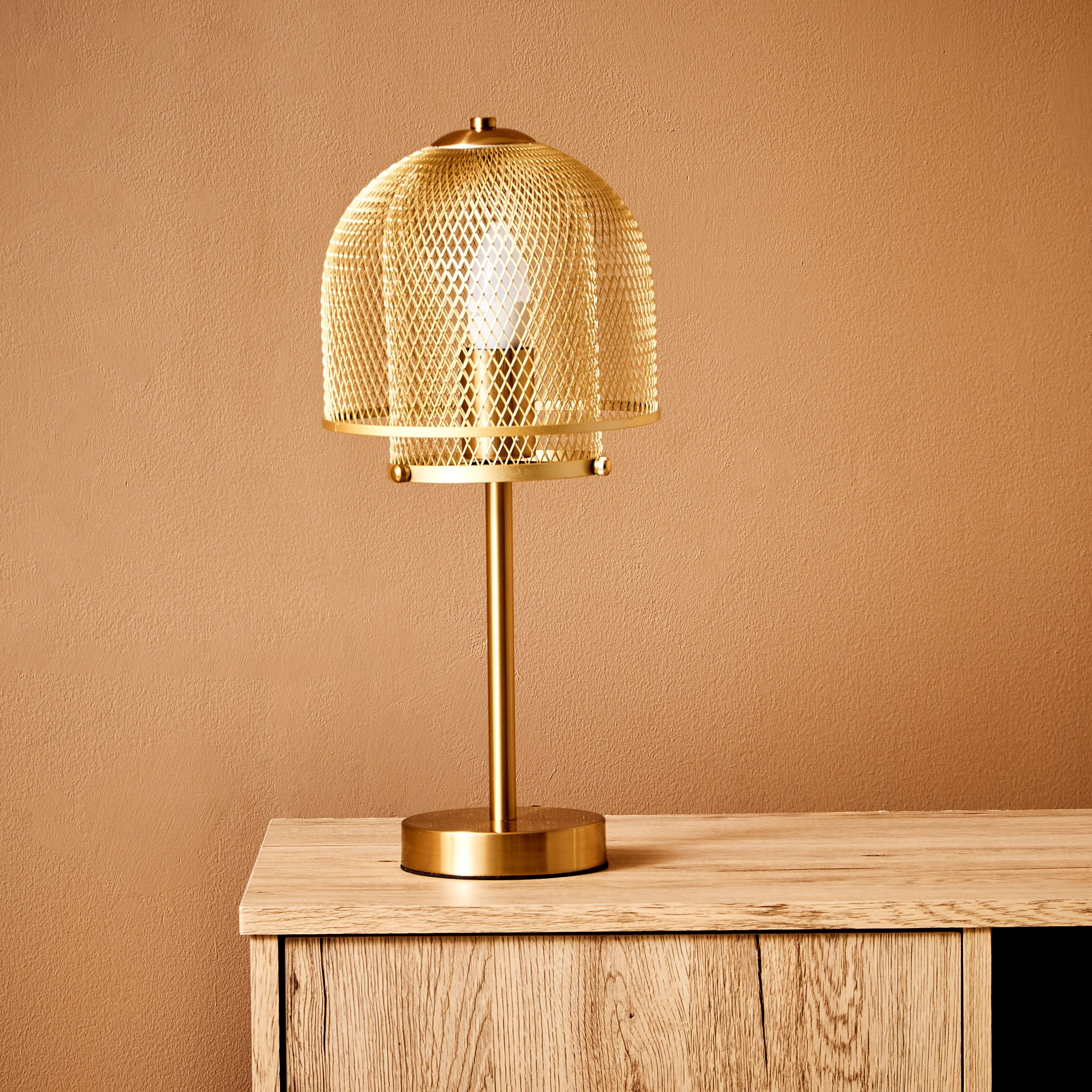 مصباح طاولة شبكي من إلما - 45x21 سم-hbxlivingroom-lighting-tablelamps-image-1