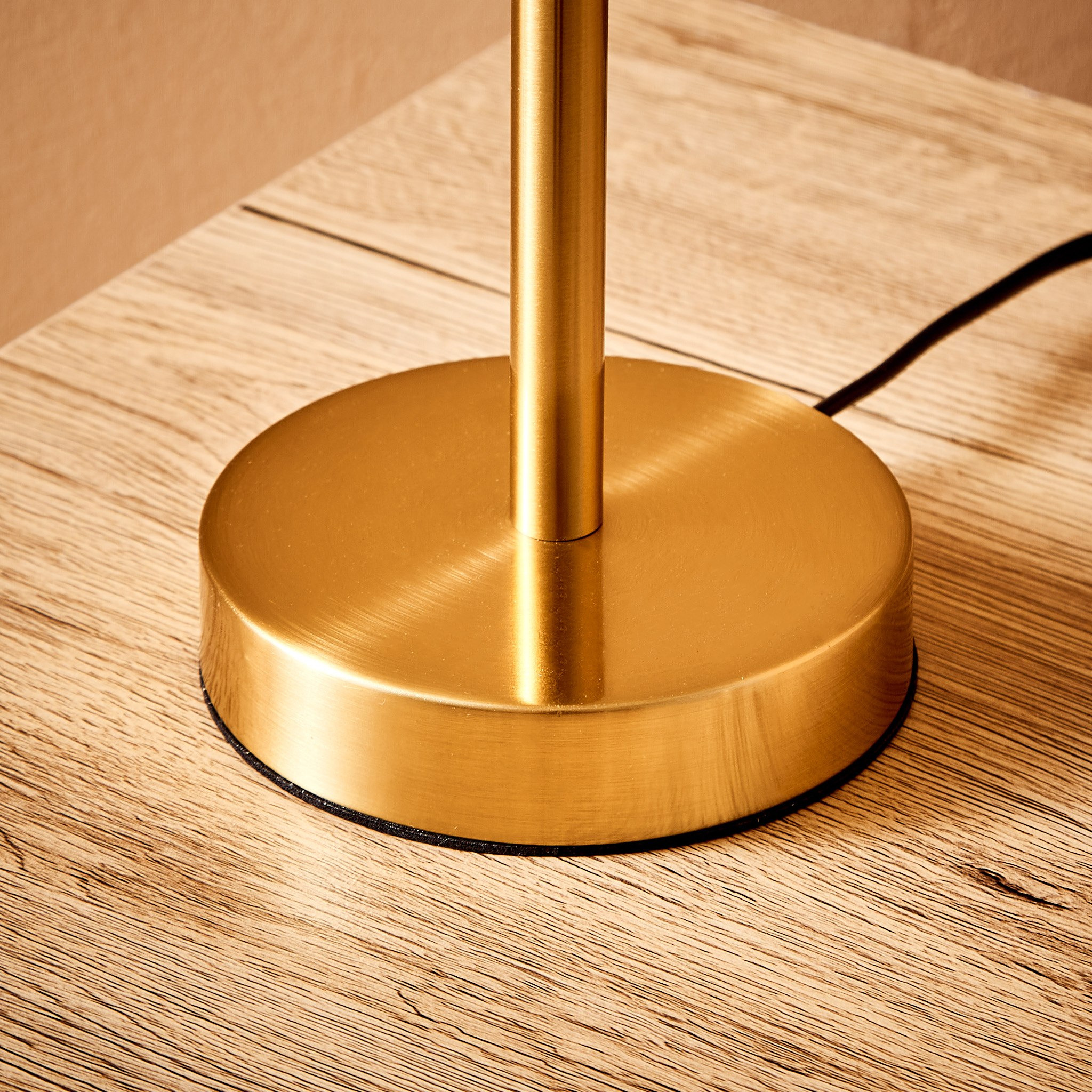 مصباح طاولة شبكي من إلما - 45x21 سم-hbxlivingroom-lighting-tablelamps-image-3
